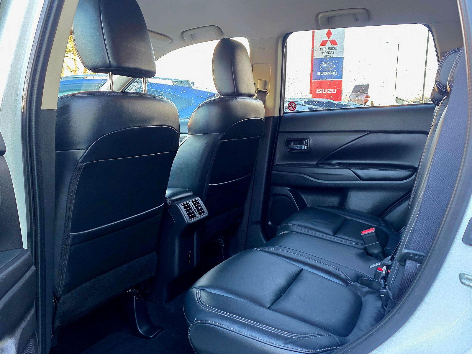 Mitsubishi Outlander 2.0 MIVEC Exceed CVT 4WD Euro 6 (s/s) 5dr 5dr Automatic 2020