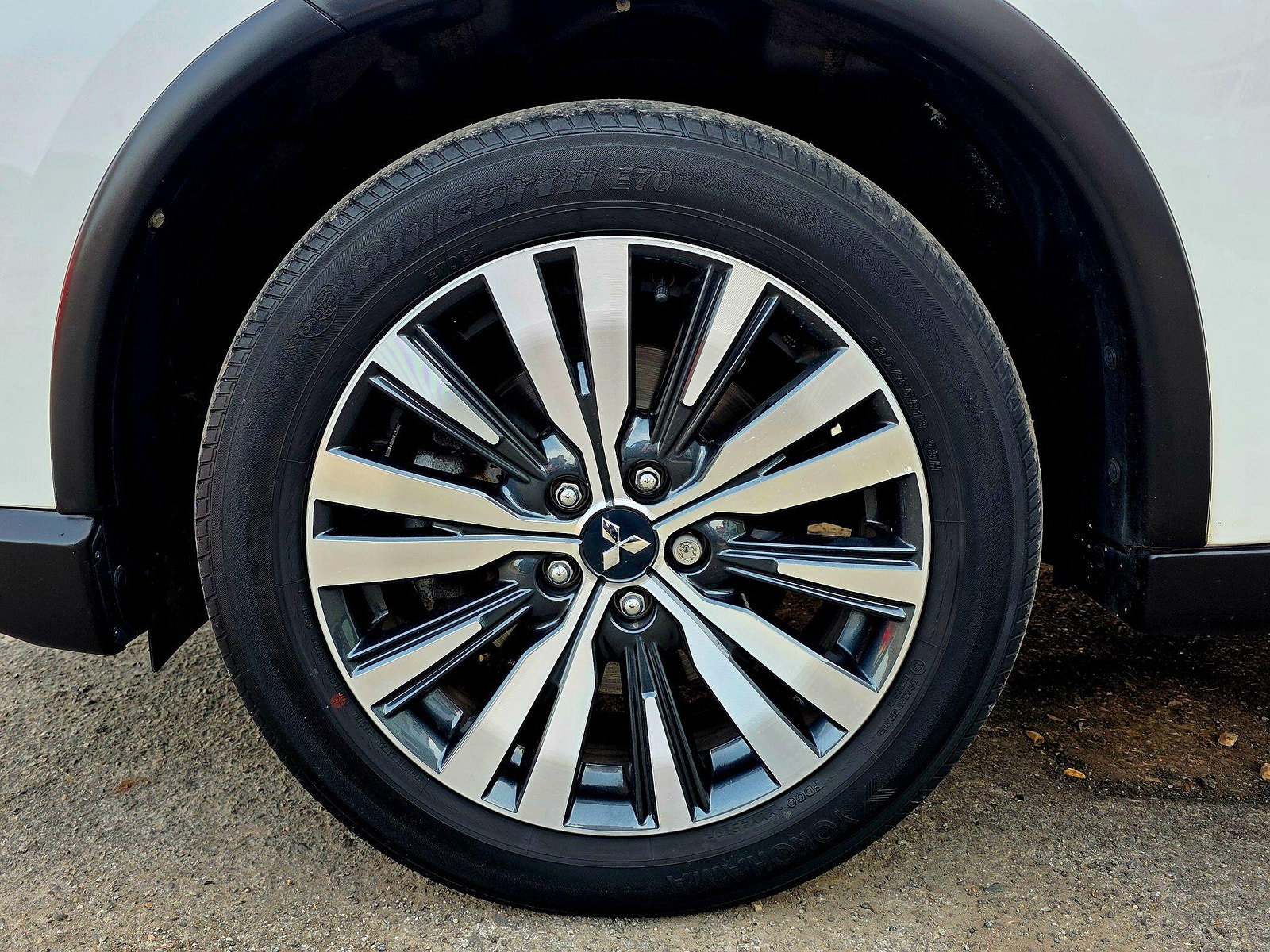 Mitsubishi Outlander 2.0 MIVEC Exceed CVT 4WD Euro 6 (s/s) 5dr 5dr Automatic 2020