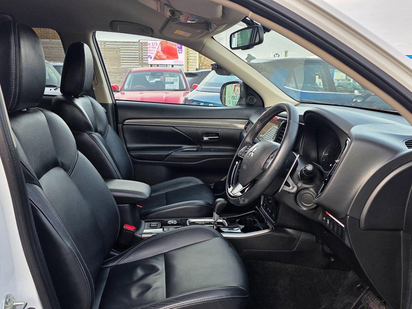 Mitsubishi Outlander 2.0 MIVEC Exceed CVT 4WD Euro 6 (s/s) 5dr 5dr Automatic 2020