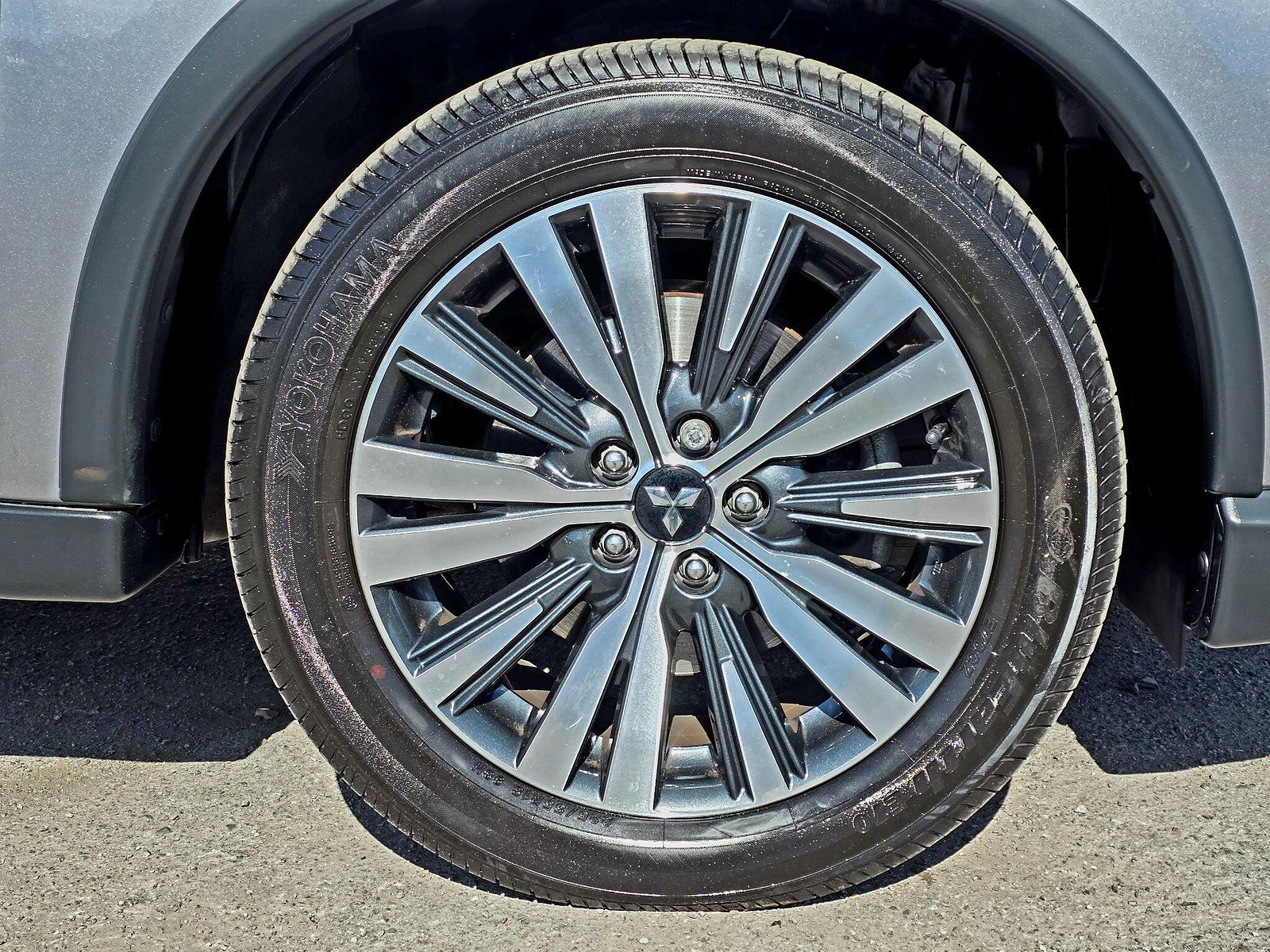 Mitsubishi Outlander 2.0 MIVEC Exceed CVT 4WD Euro 6 (s/s) 5dr 5dr Automatic 2019