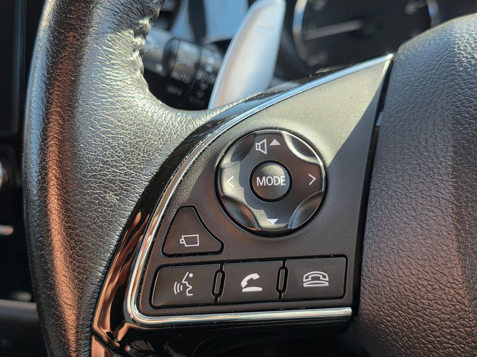 Mitsubishi Outlander 2.0 MIVEC Exceed CVT 4WD Euro 6 (s/s) 5dr 5dr Automatic 2019