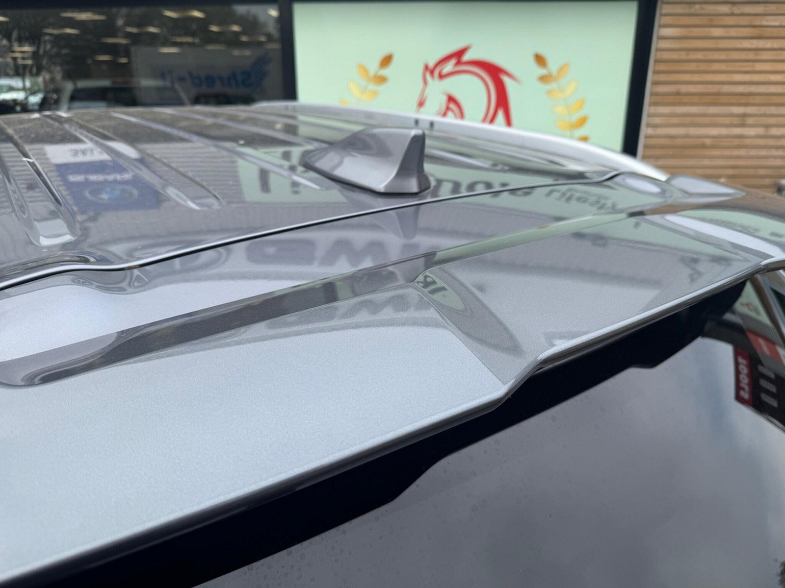 Mitsubishi Outlander 2.4h TwinMotor 13.8kWh 4h CVT 4WD Euro 6 (s/s) 5dr 5dr Automatic 2018