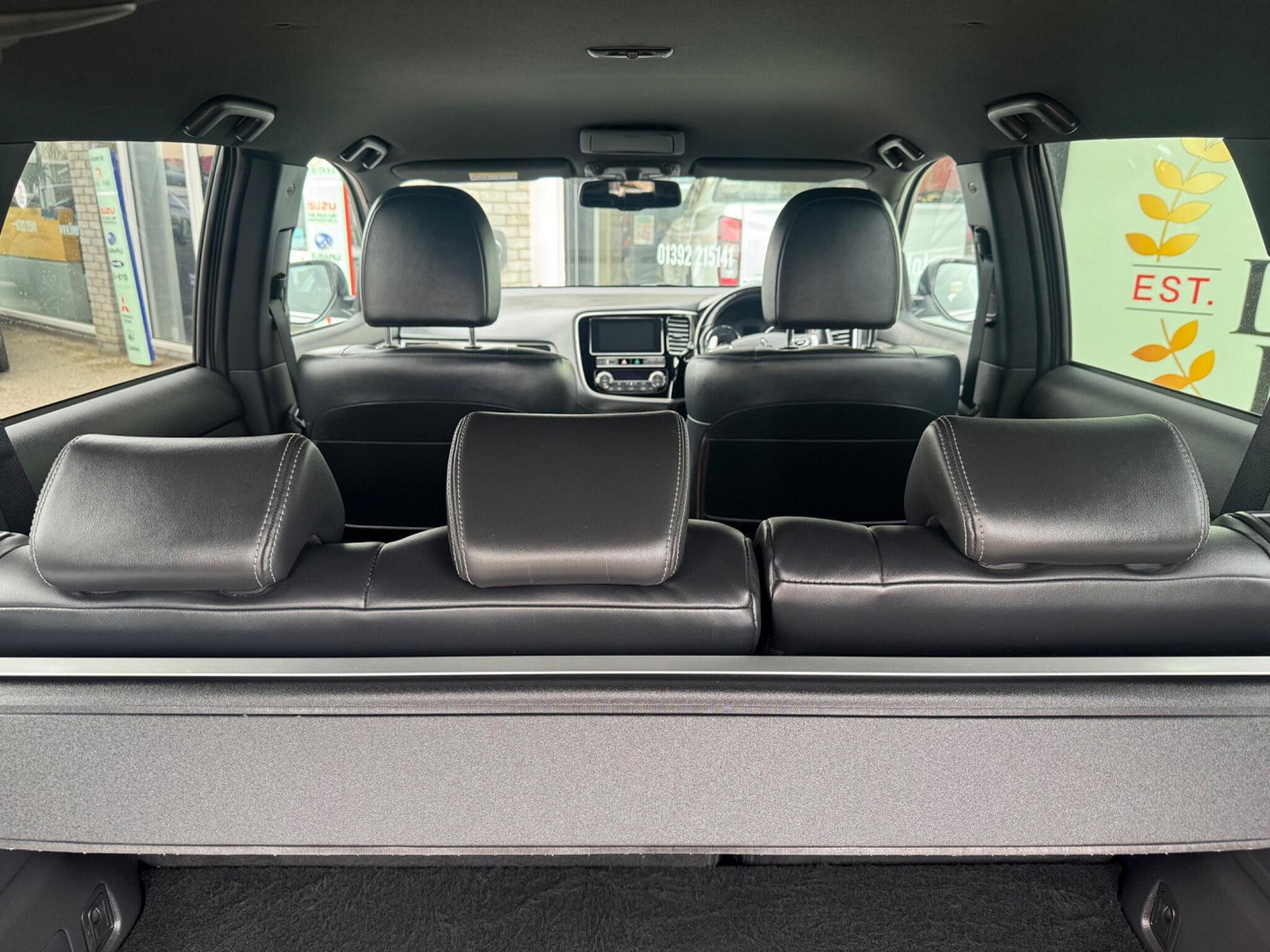 Mitsubishi Outlander 2.4h TwinMotor 13.8kWh 4h CVT 4WD Euro 6 (s/s) 5dr 5dr Automatic 2018