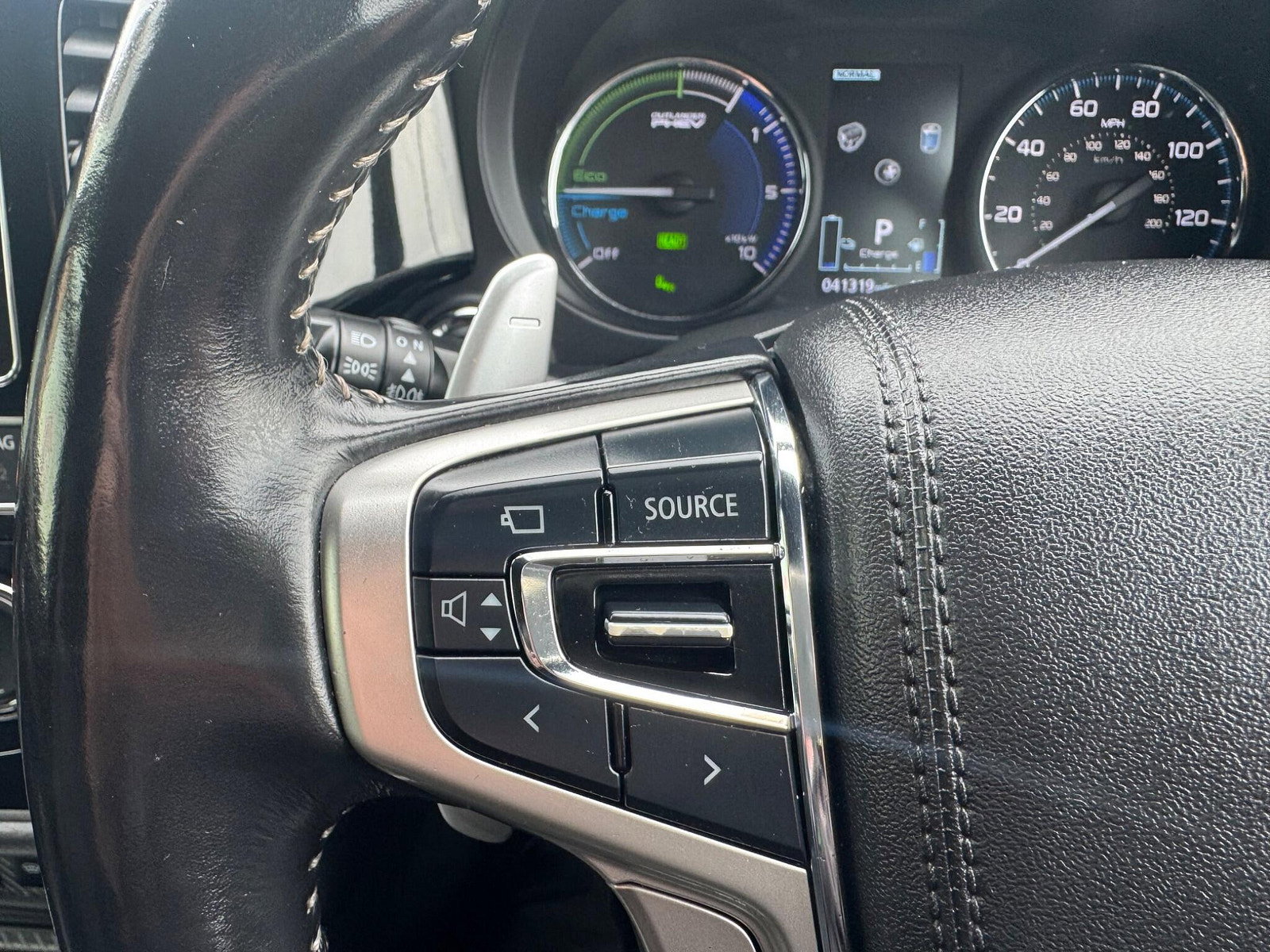 Mitsubishi Outlander 2.4h TwinMotor 13.8kWh 4h CVT 4WD Euro 6 (s/s) 5dr 5dr Automatic 2018