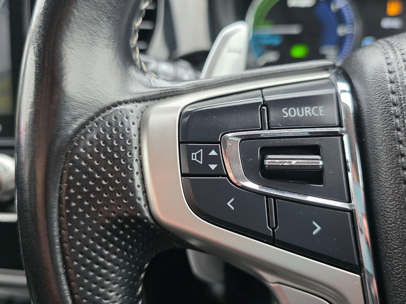 Mitsubishi Outlander 2.4h TwinMotor 13.8kWh Design CVT 4WD Euro 6 (s/s) 5dr 5dr Automatic 2021