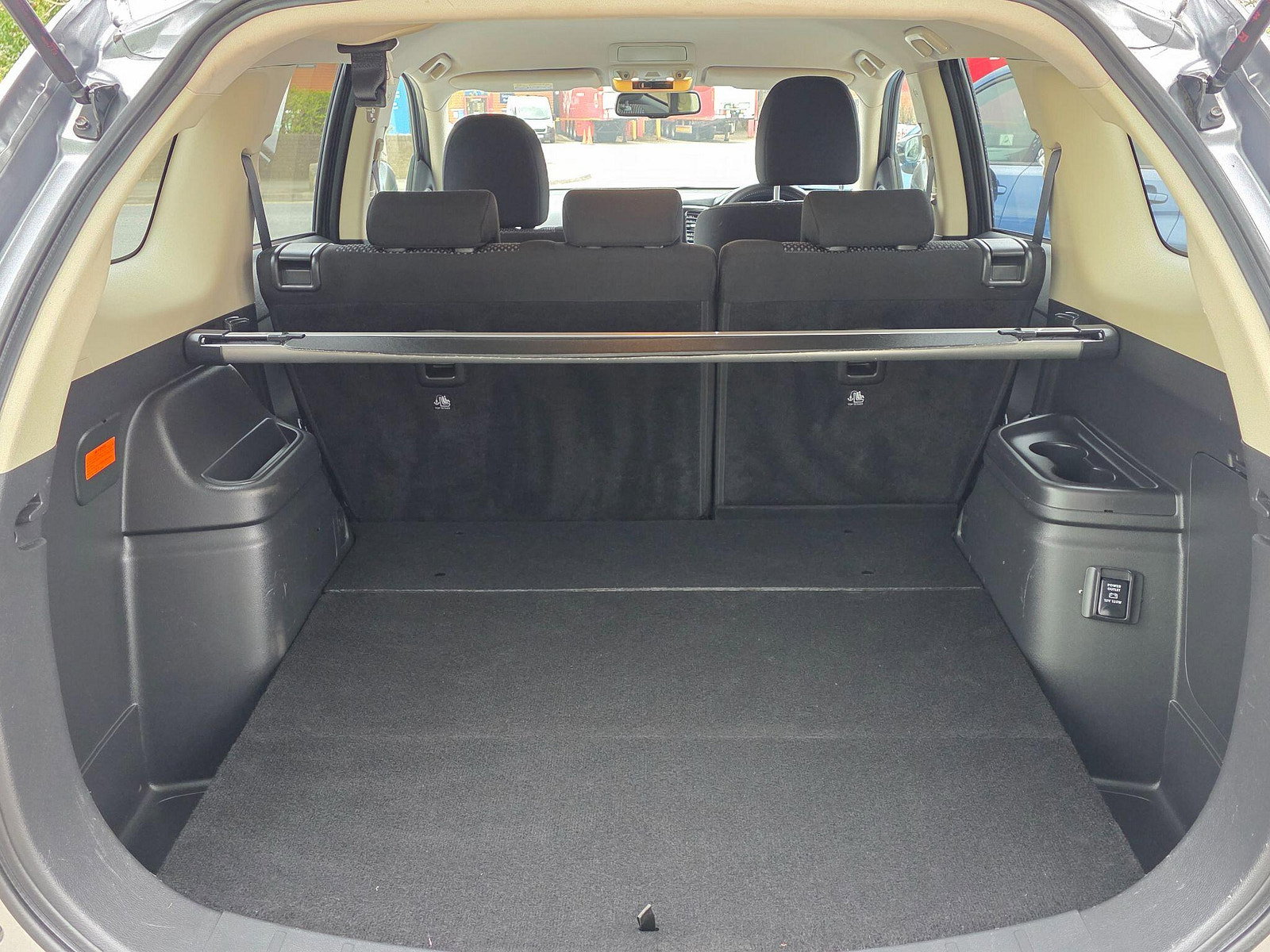 Mitsubishi Outlander 2.4h TwinMotor 13.8kWh Design CVT 4WD Euro 6 (s/s) 5dr 5dr Automatic 2021