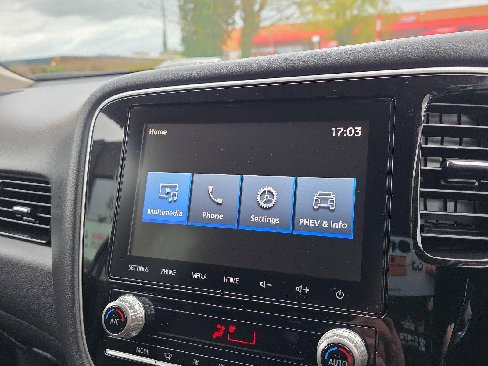 Mitsubishi Outlander 2.4h TwinMotor 13.8kWh Design CVT 4WD Euro 6 (s/s) 5dr 5dr Automatic 2021