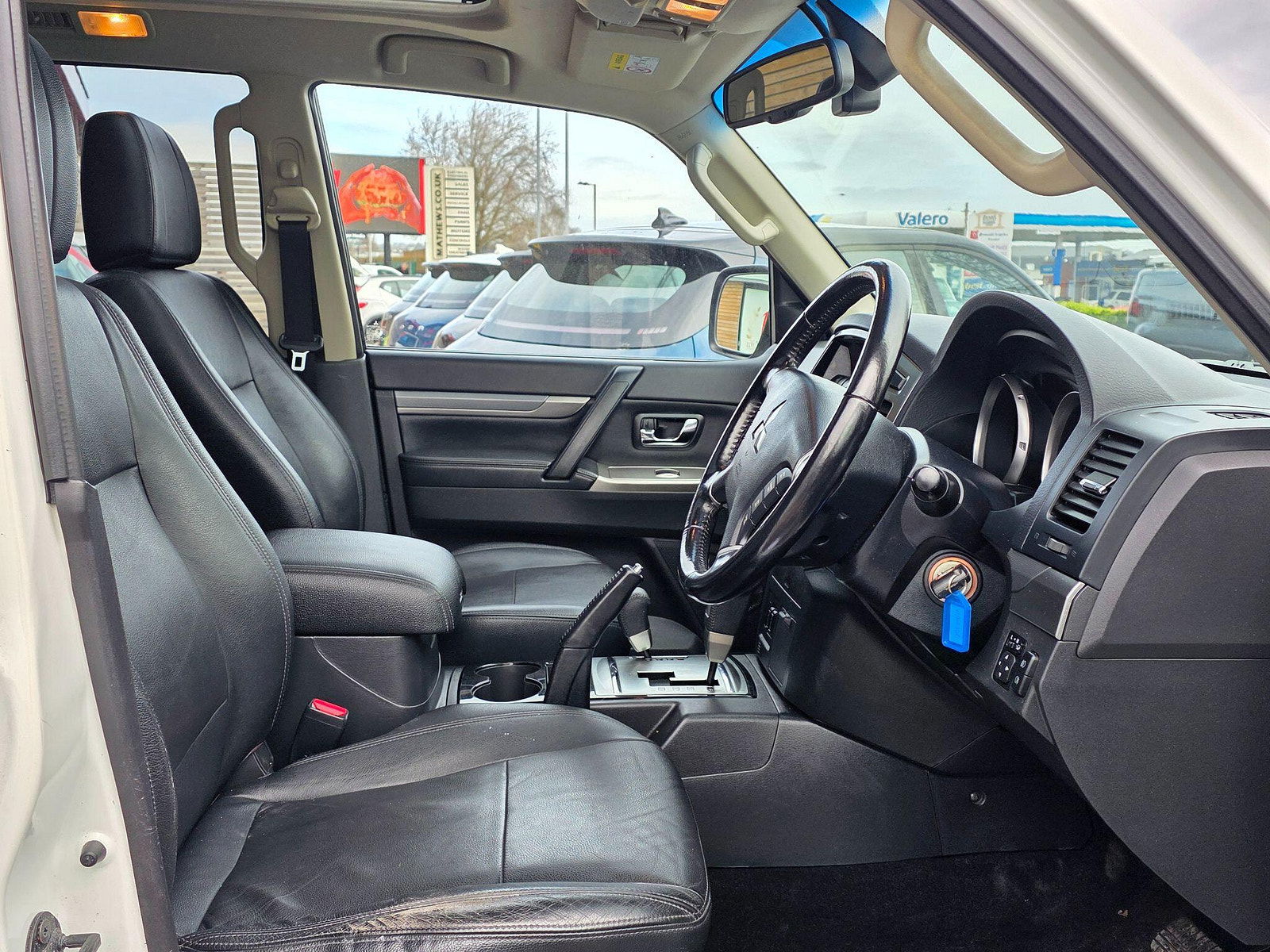 Mitsubishi Shogun 3.2 DI-DC SG3 Auto 4WD Euro 5 5dr LWB 5dr Automatic 2015