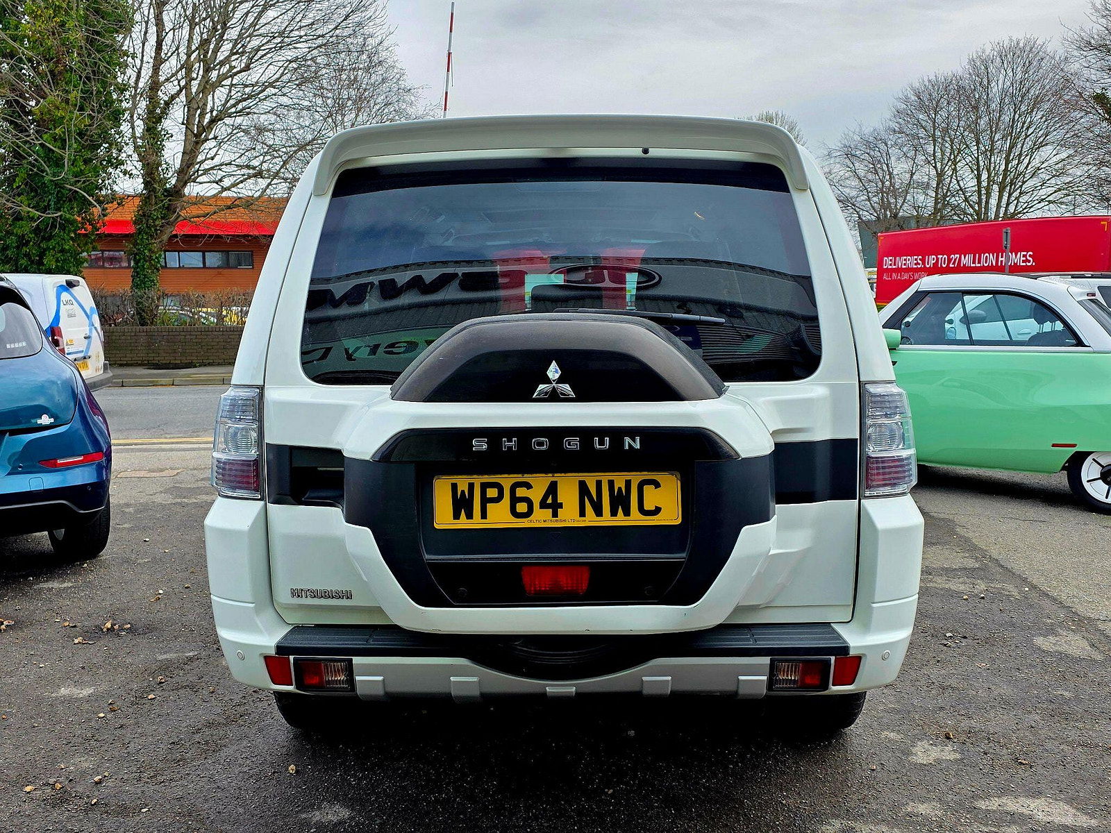 Mitsubishi Shogun 3.2 DI-DC SG3 Auto 4WD Euro 5 5dr LWB 5dr Automatic 2015