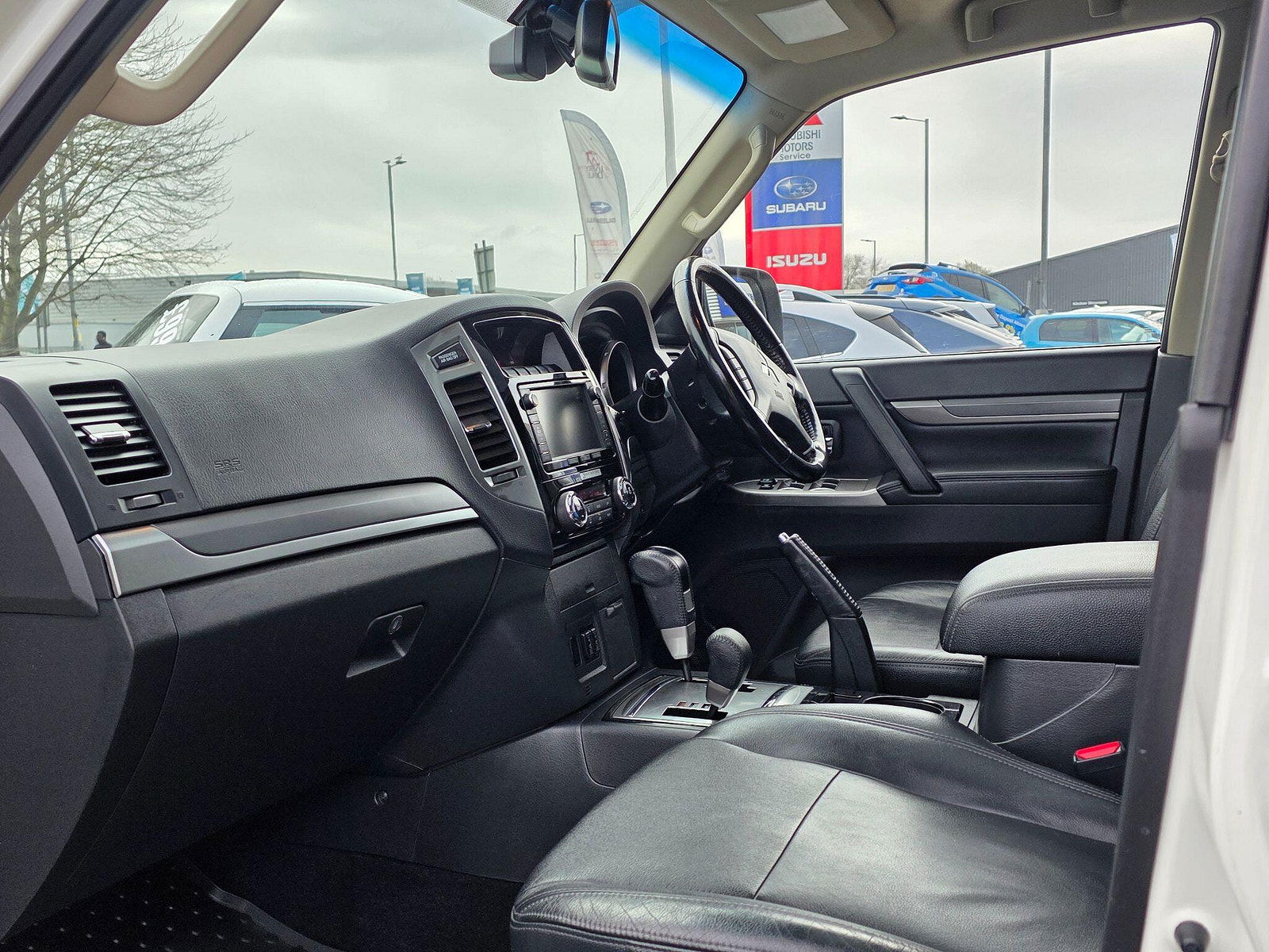 Mitsubishi Shogun 3.2 DI-DC SG3 Auto 4WD Euro 5 5dr LWB 5dr Automatic 2015