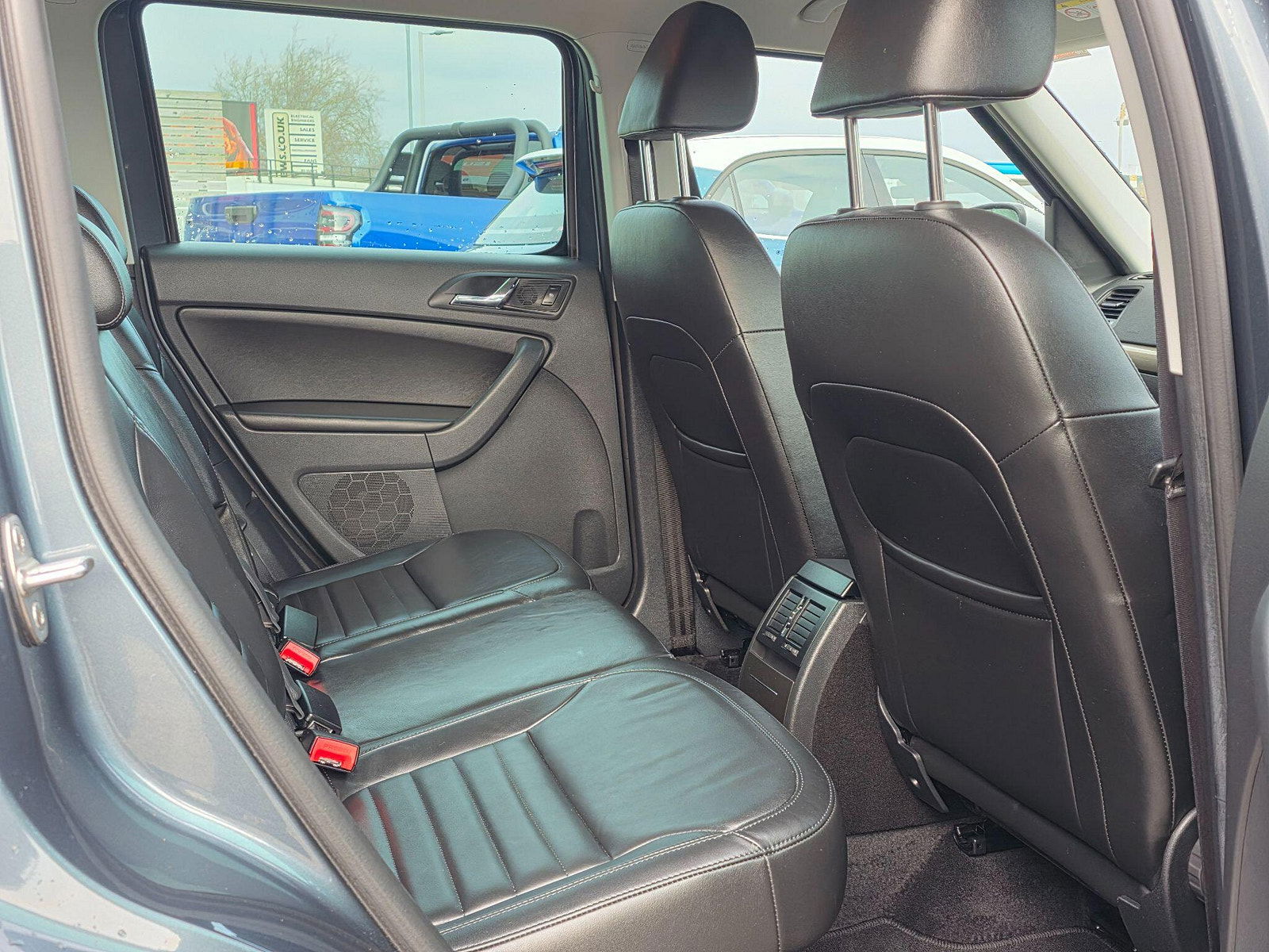 Skoda Yeti 1.2 TSI SE L Drive Outdoor DSG Euro 6 (s/s) 5dr 5dr Automatic 2017