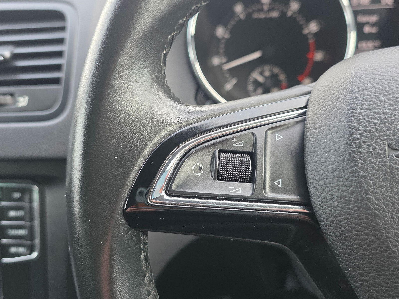 Skoda Yeti 1.2 TSI SE Outdoor DSG Euro 6 (s/s) 5dr 5dr Automatic 2017