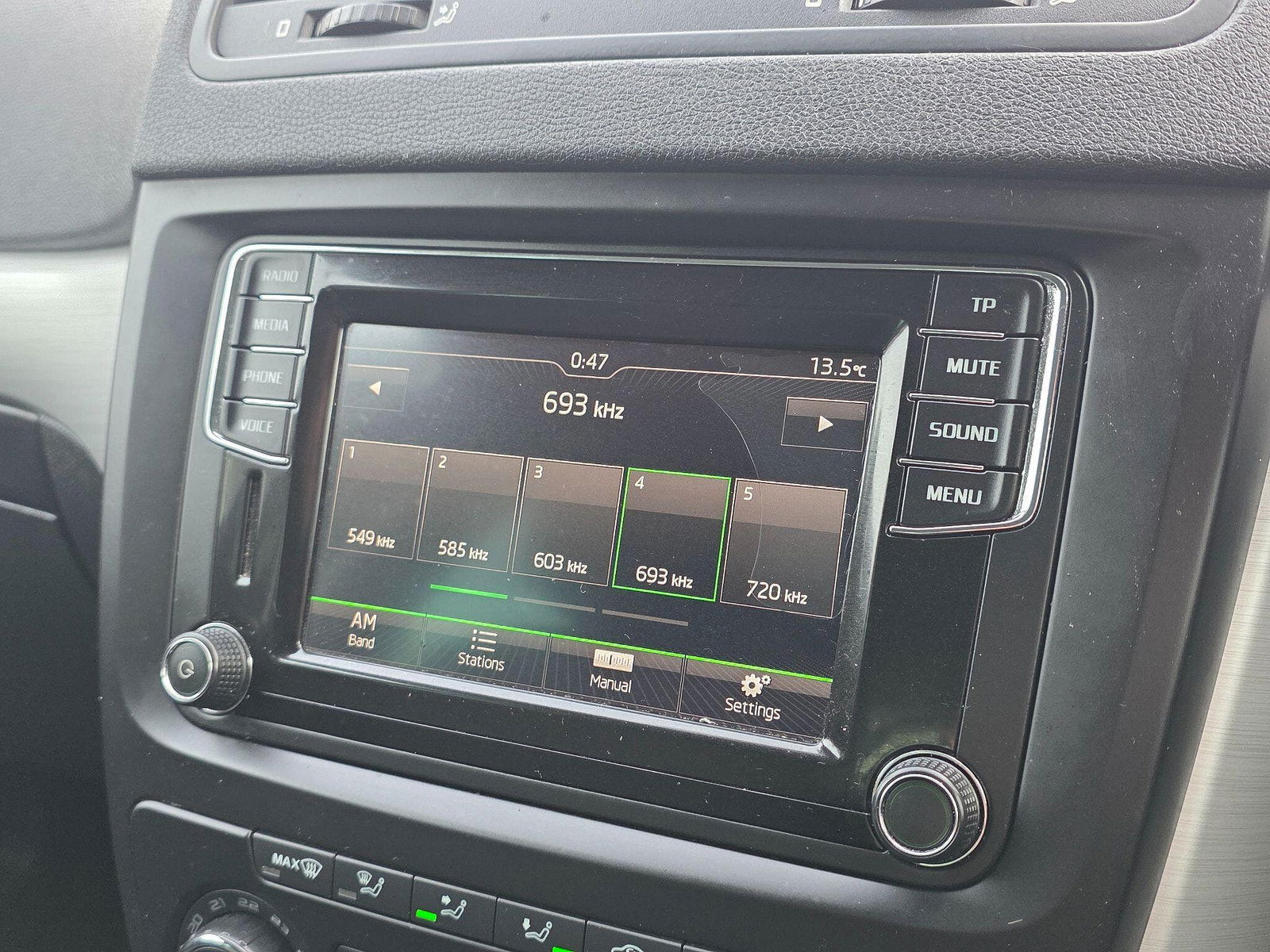 Skoda Yeti 1.2 TSI SE Outdoor DSG Euro 6 (s/s) 5dr 5dr Automatic 2017