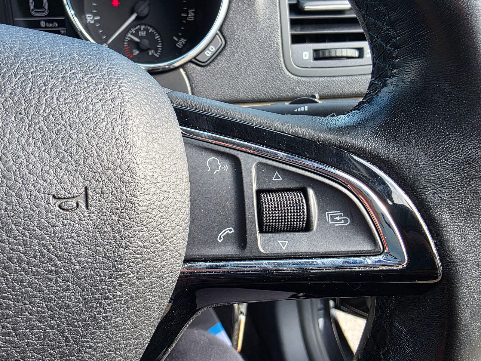 Skoda Yeti 2.0 TDI SE L Drive Outdoor 4WD Euro 6 (s/s) 5dr 5dr Manual 2017