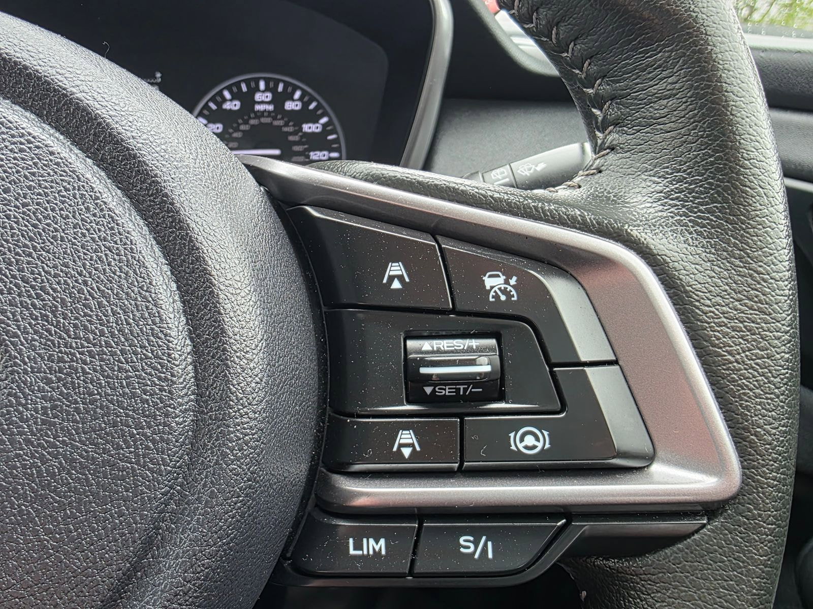 Subaru Outback 2.5i Limited Estate 5dr Petrol Lineartronic 4WD Euro 6 (s/s) (169 ps) 5dr Automatic 2022