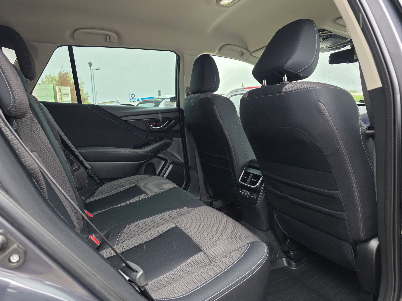 Subaru Outback 2.5i Limited Estate 5dr Petrol Lineartronic 4WD Euro 6 (s/s) (169 ps) 5dr Automatic 2022