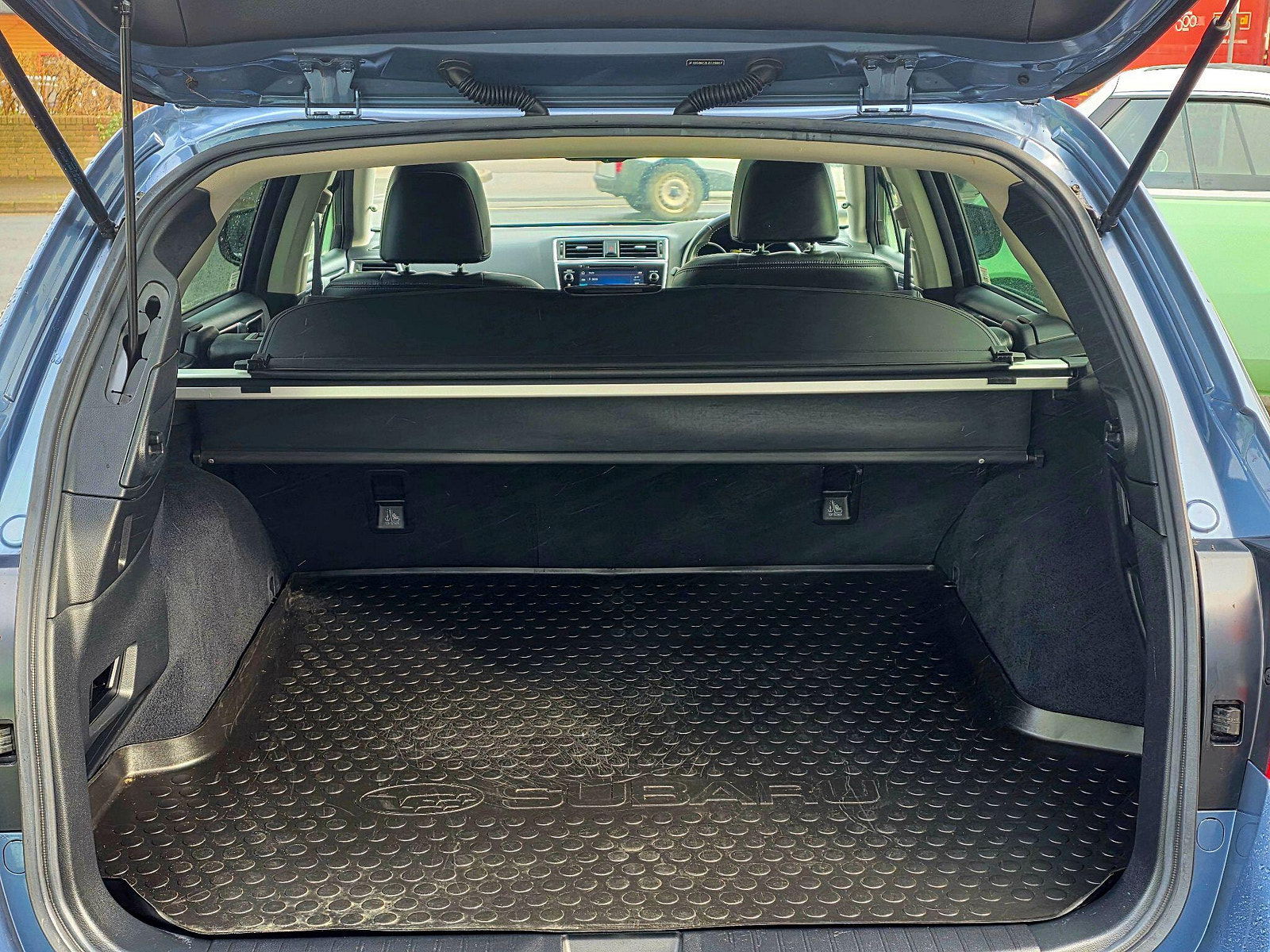 Subaru Outback 2.5i SE Premium Lineartronic 4WD Euro 6 (s/s) 5dr 5dr Automatic 2021