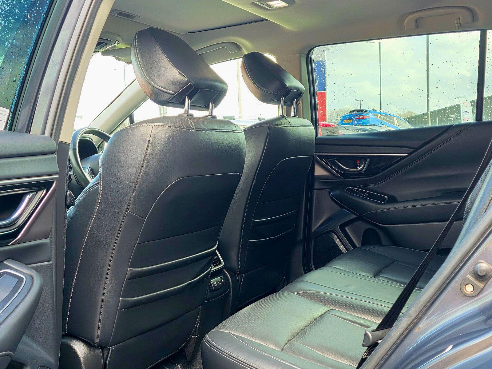 Subaru Outback 2.5i Touring Lineartronic 4WD Euro 6 (s/s) 5dr 5dr Automatic 2022