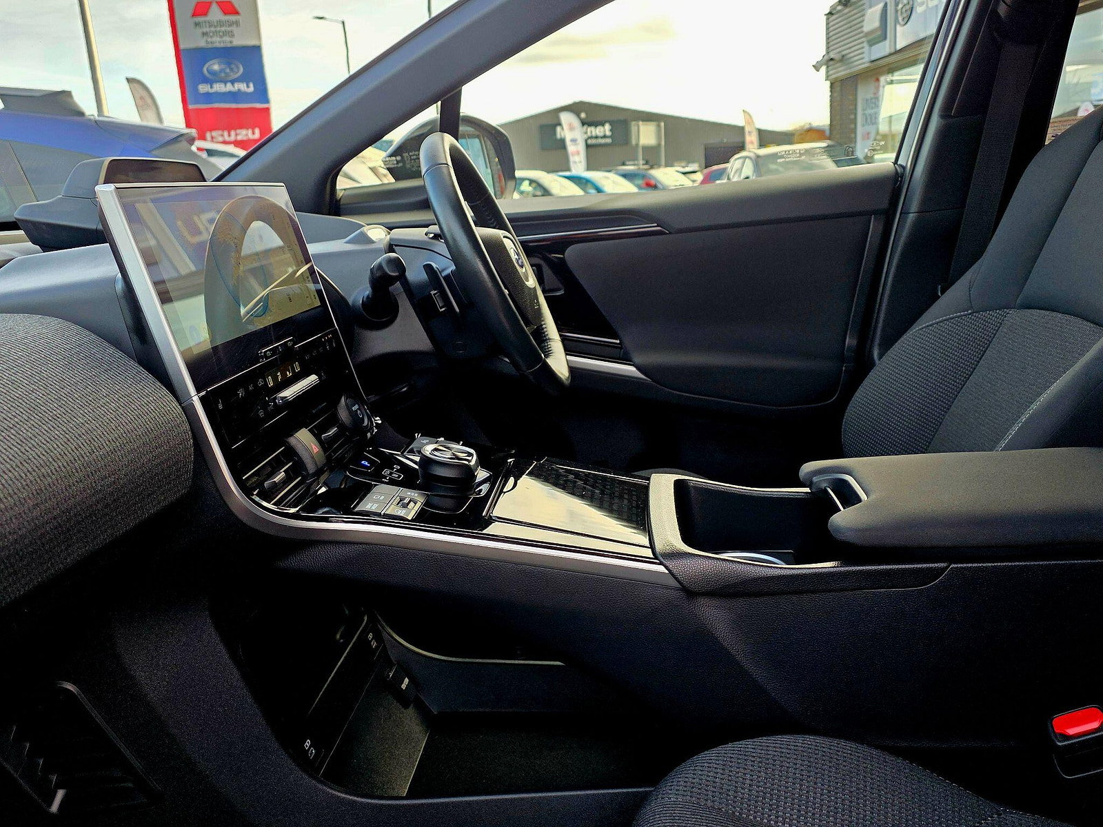 Subaru Solterra 71.4kWh Limited Auto AWD 5dr 5dr Automatic 2024