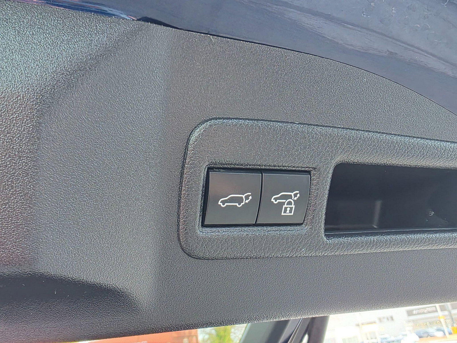 Subaru Solterra 71.4kWh Limited Auto AWD 5dr 5dr Automatic 2024