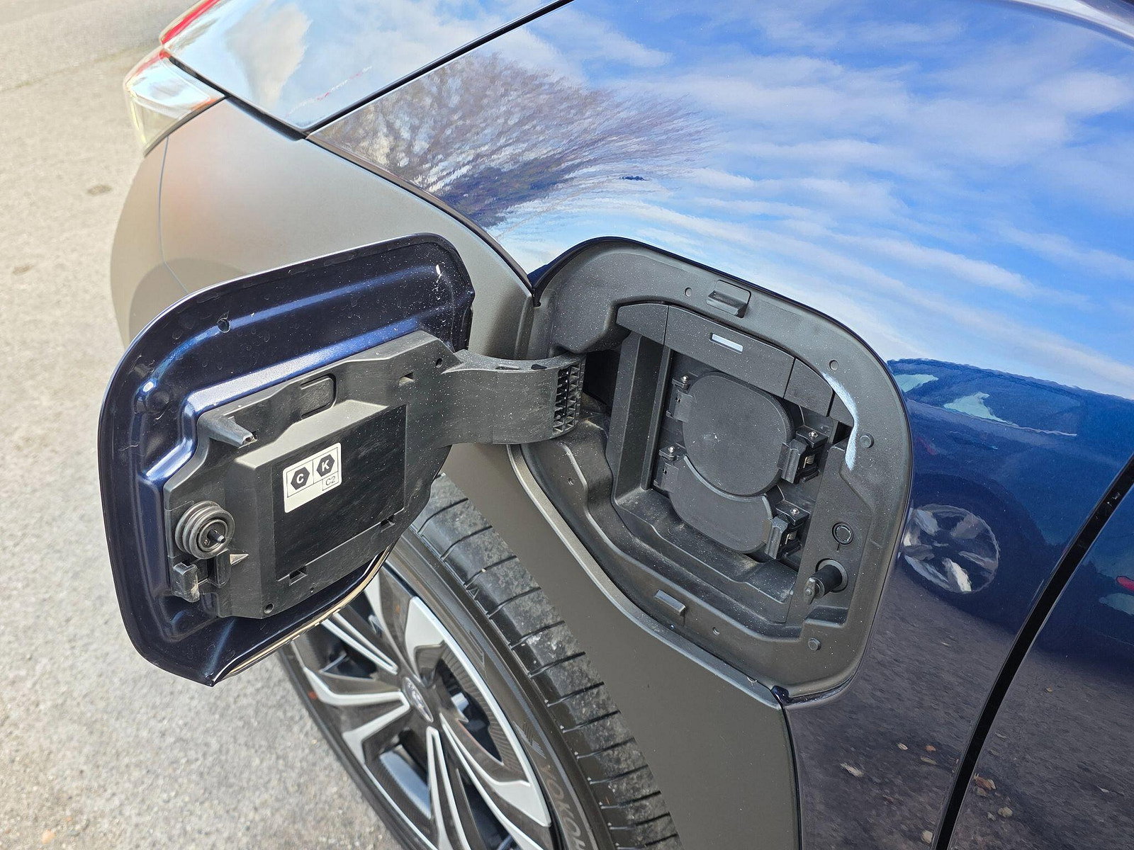 Subaru Solterra 71.4kWh Limited Auto AWD 5dr 5dr Automatic 2024