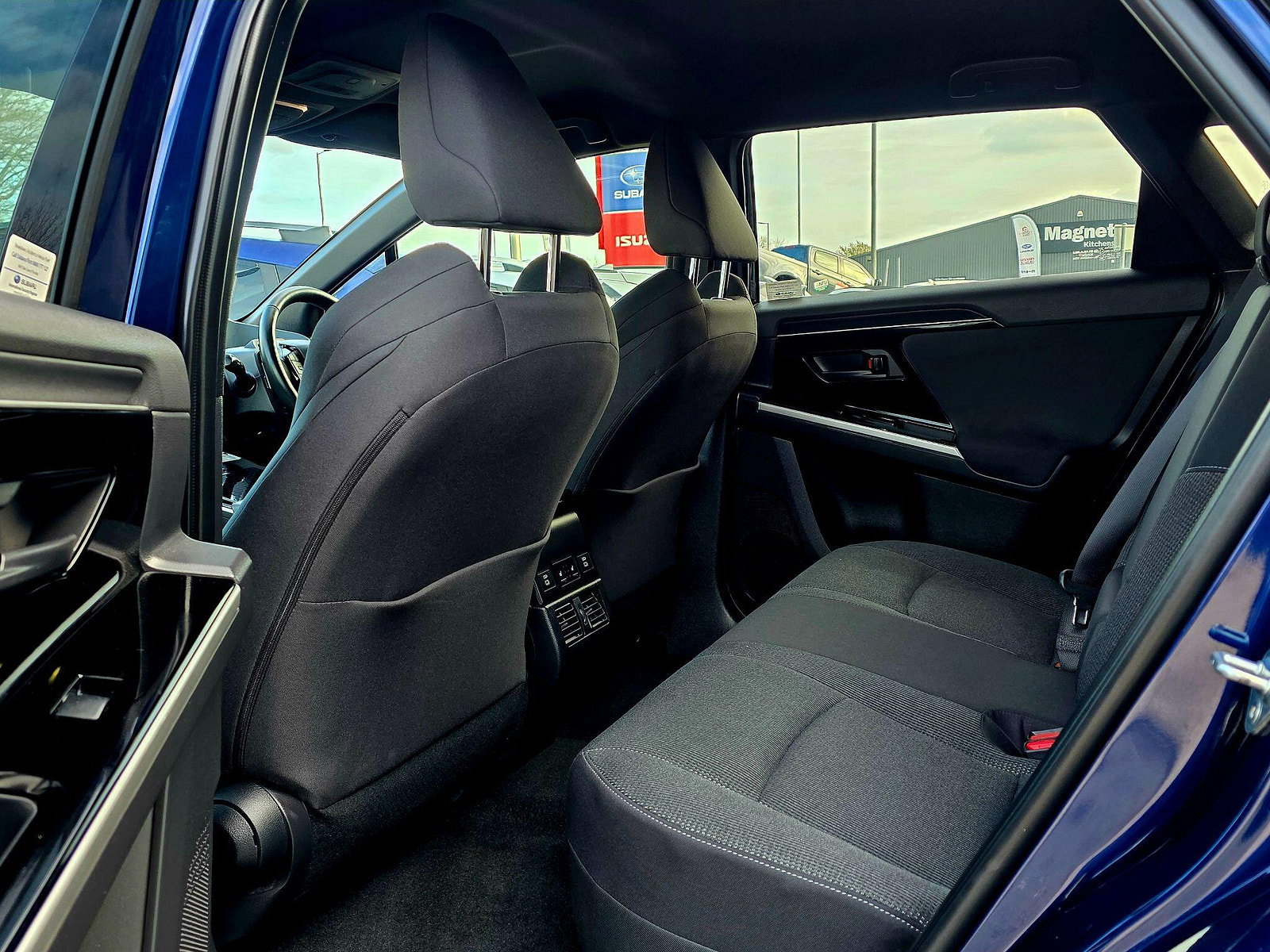 Subaru Solterra 71.4kWh Limited Auto AWD 5dr 5dr Automatic 2024