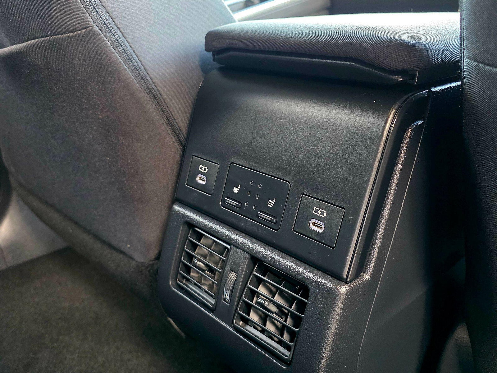 Subaru Solterra 71.4kWh Limited Auto AWD 5dr 5dr Automatic 2024