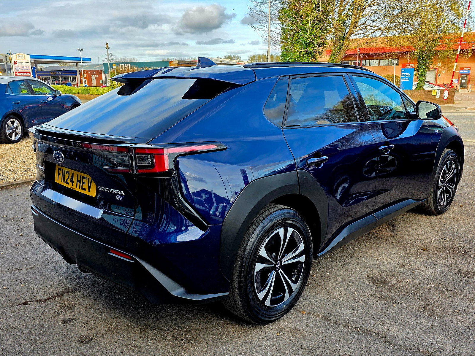Subaru Solterra 71.4kWh Limited Auto AWD 5dr 5dr Automatic 2024