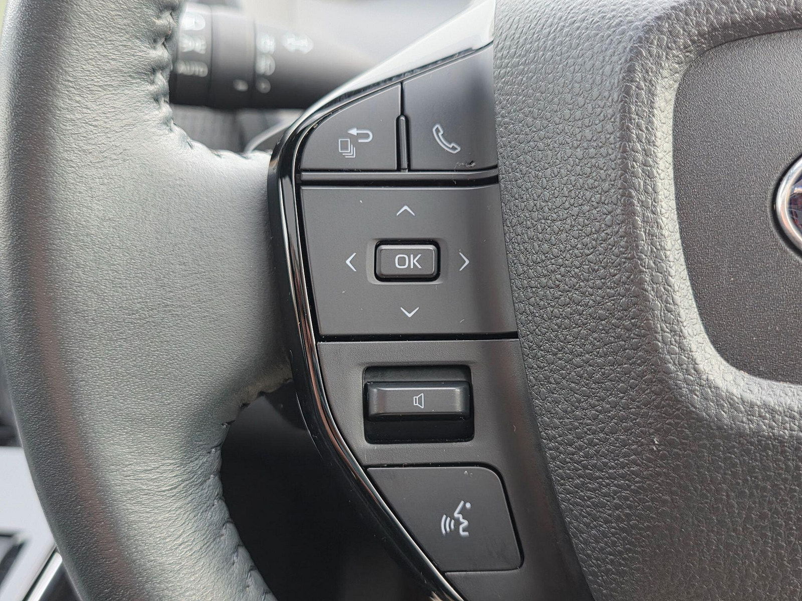 Subaru Solterra 71.4kWh Touring Auto AWD 5dr 5dr Automatic 2023