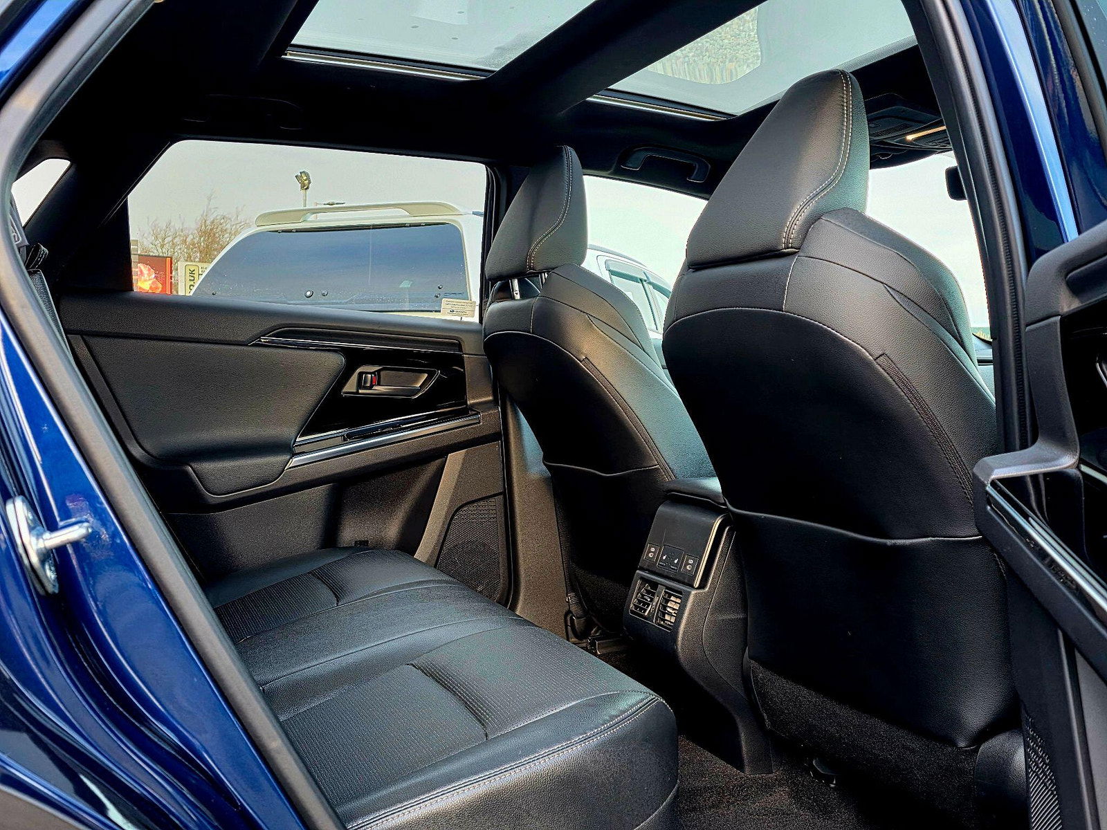 Subaru Solterra 71.4kWh Touring Auto AWD 5dr 5dr Automatic 2023