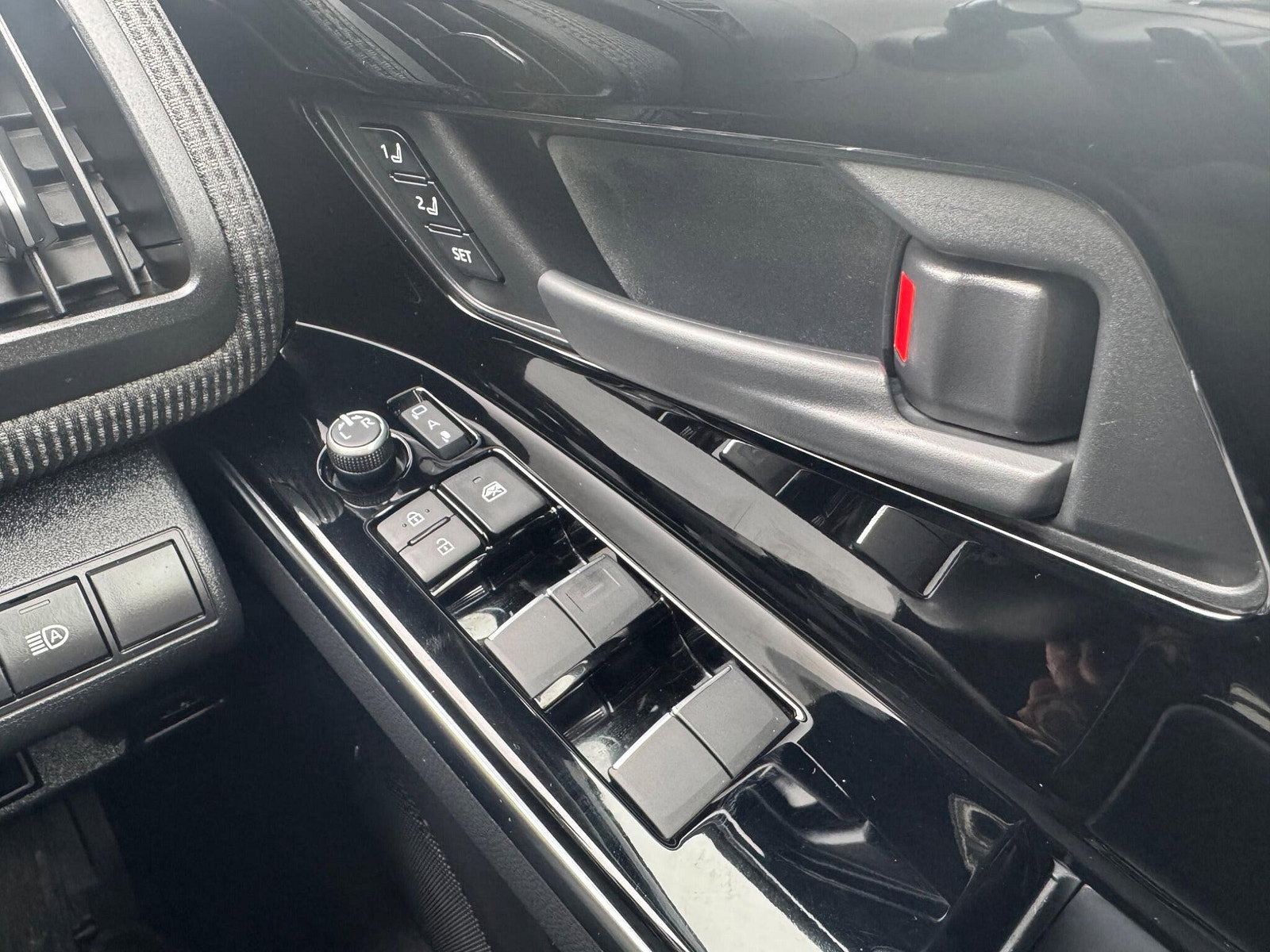 Subaru Solterra 71.4kWh Touring Auto AWD 5dr 5dr Automatic 2024