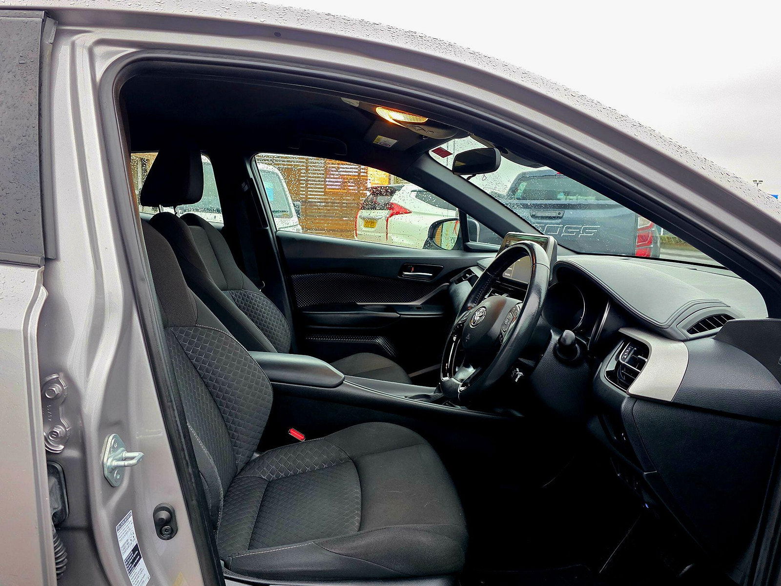 Toyota C-HR 1.8 VVT-h Icon CVT Euro 6 (s/s) 5dr 5dr Automatic 2020