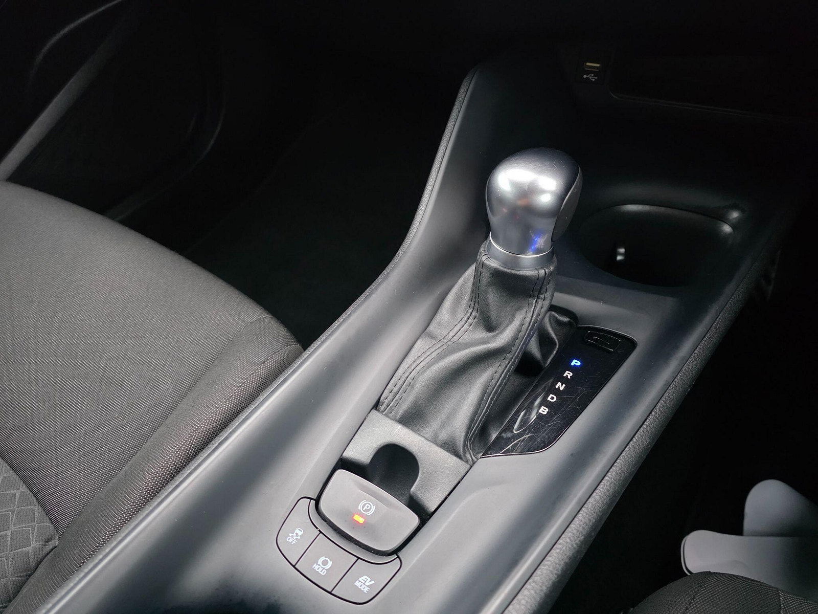 Toyota C-HR 1.8 VVT-h Icon CVT Euro 6 (s/s) 5dr 5dr Automatic 2020