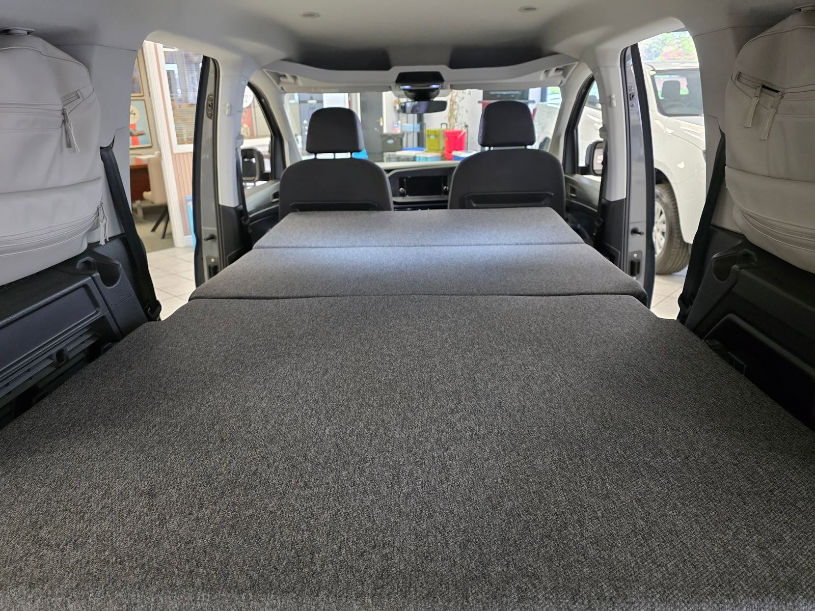 Volkswagen Caddy California 1.5 TSI California Euro 6 (s/s) 5dr 5dr Manual 2024