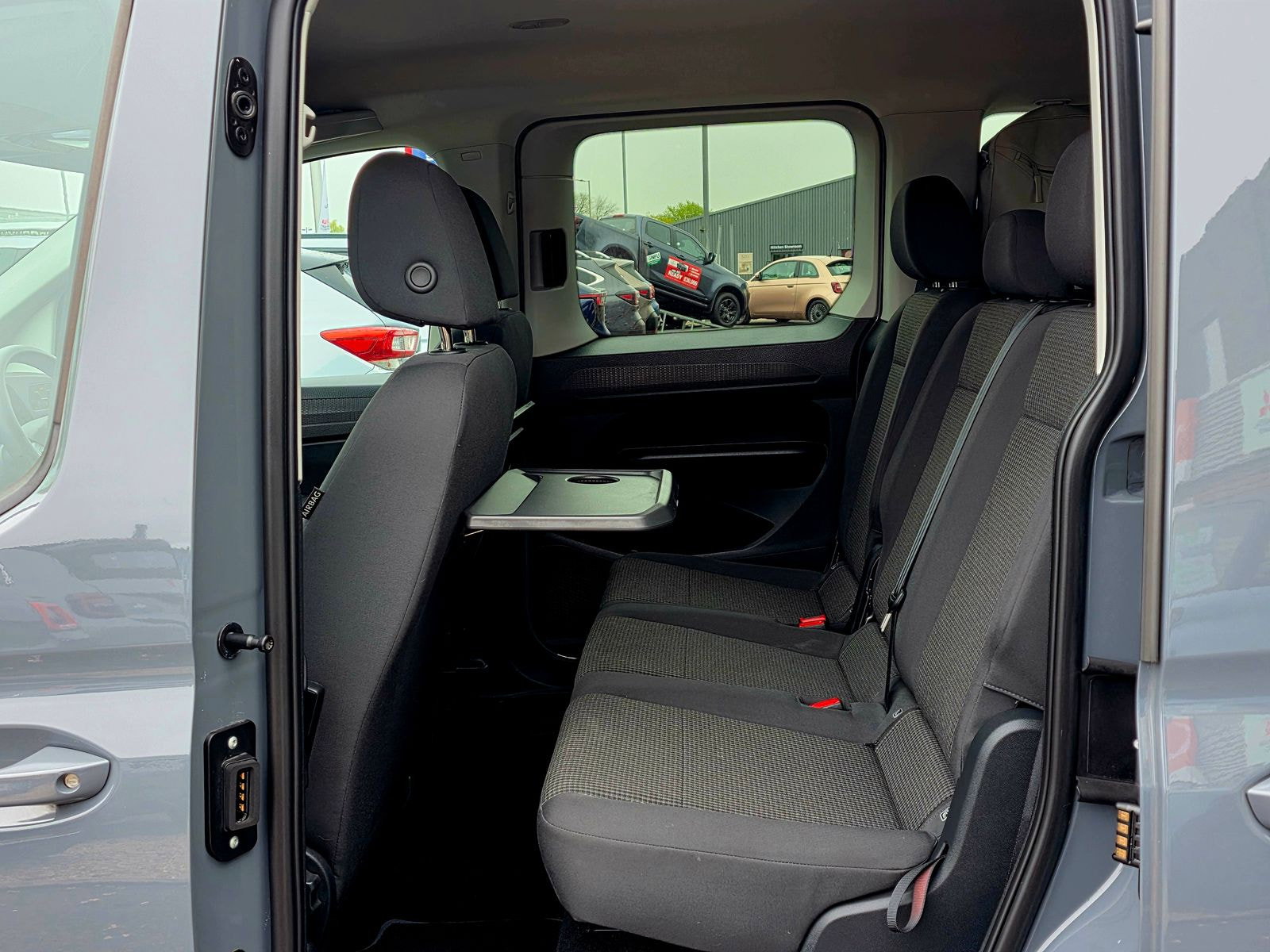 Volkswagen Caddy California 1.5 TSI California Euro 6 (s/s) 5dr 5dr Manual 2024