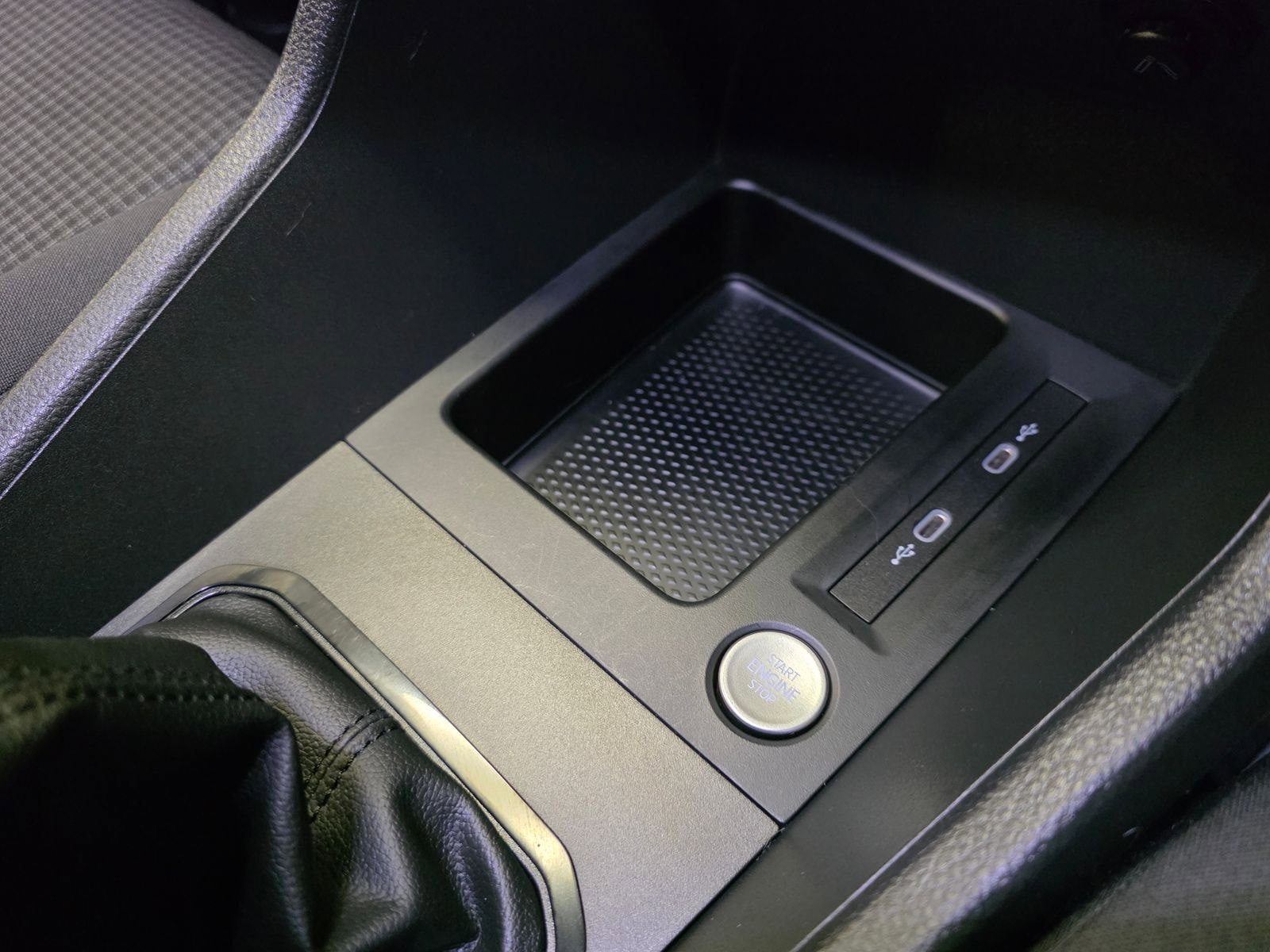 Volkswagen Caddy California 1.5 TSI California Euro 6 (s/s) 5dr 5dr Manual 2024