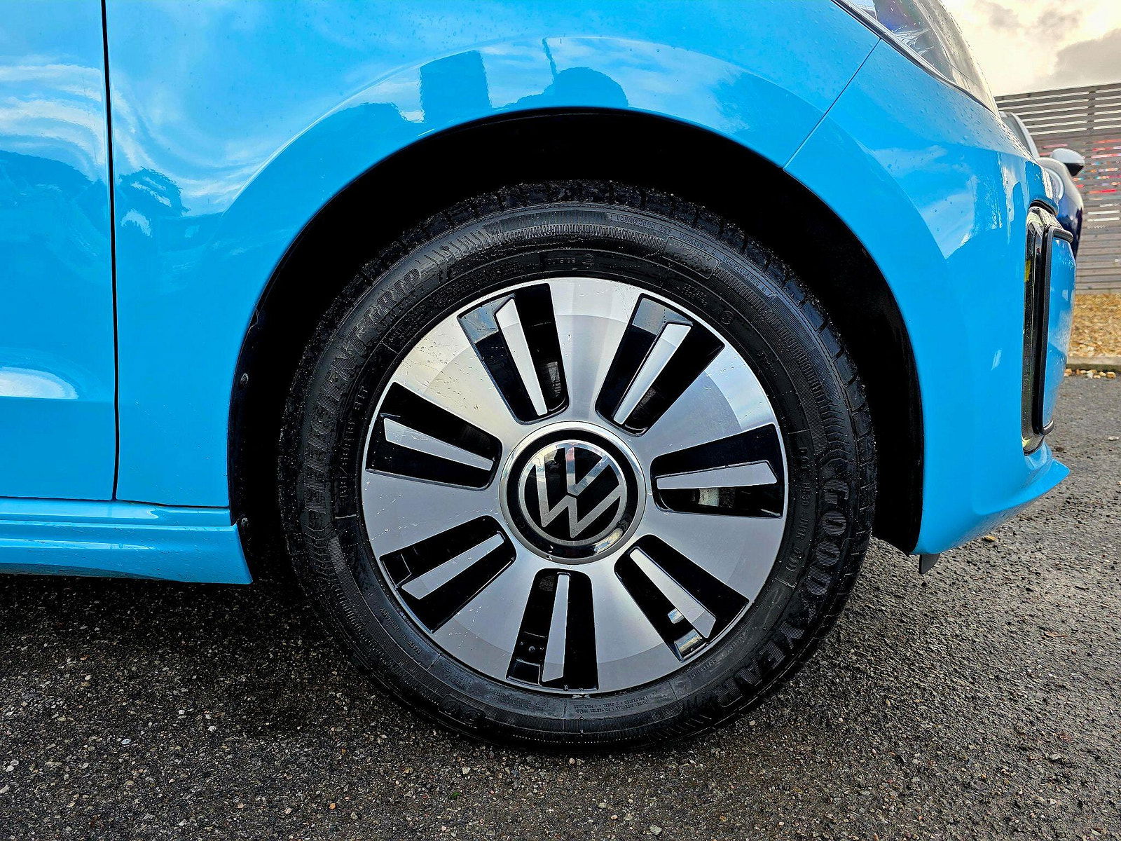 Volkswagen e-up! 36.8kWh e-up! Auto 5dr 5dr Automatic 2022