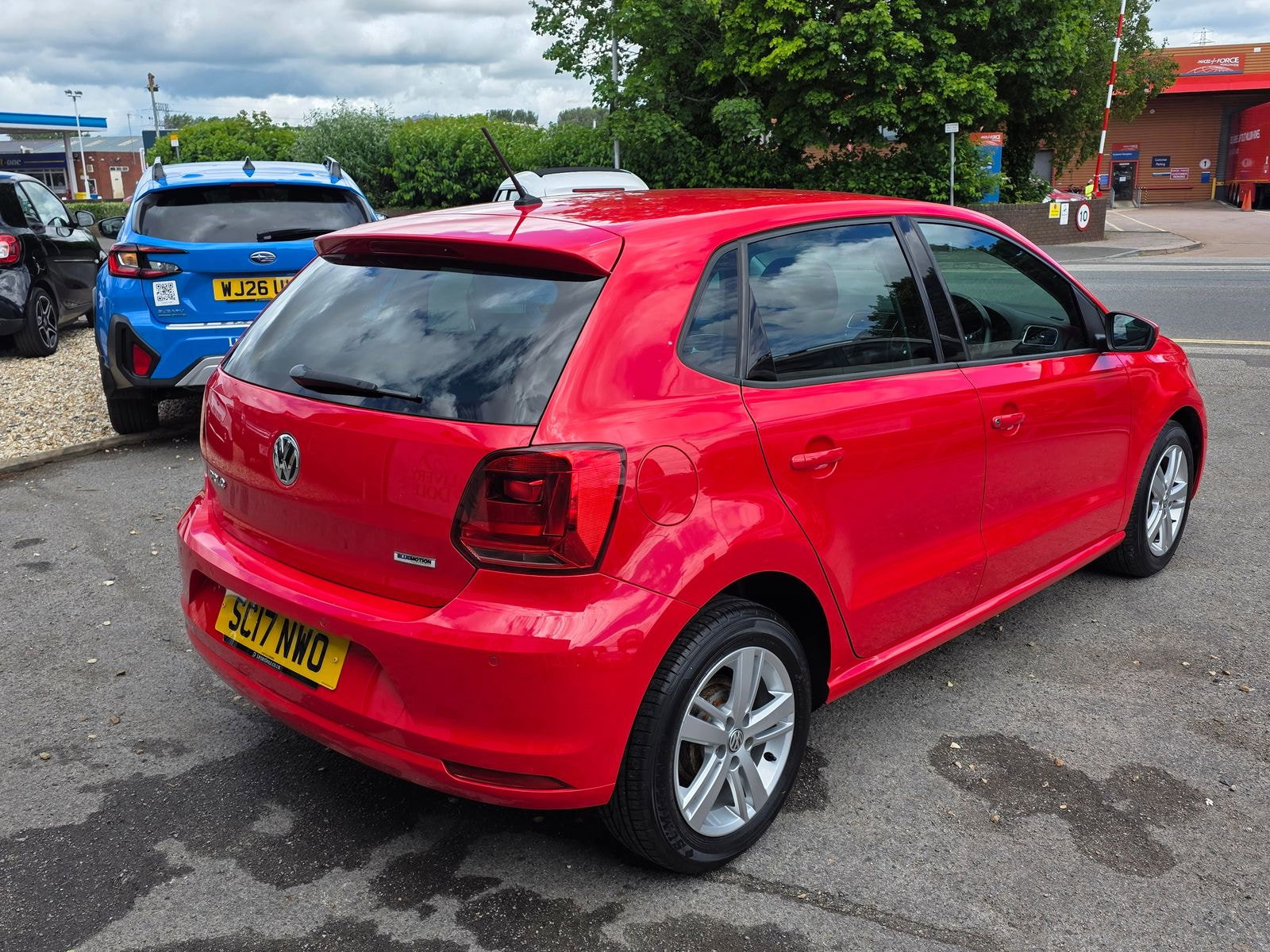 Volkswagen Polo 1.0 BlueMotion Tech Match Edition Hatchback 5dr Petrol Manual Euro 6 (s/s) (60 ps) 5dr Manual 2017