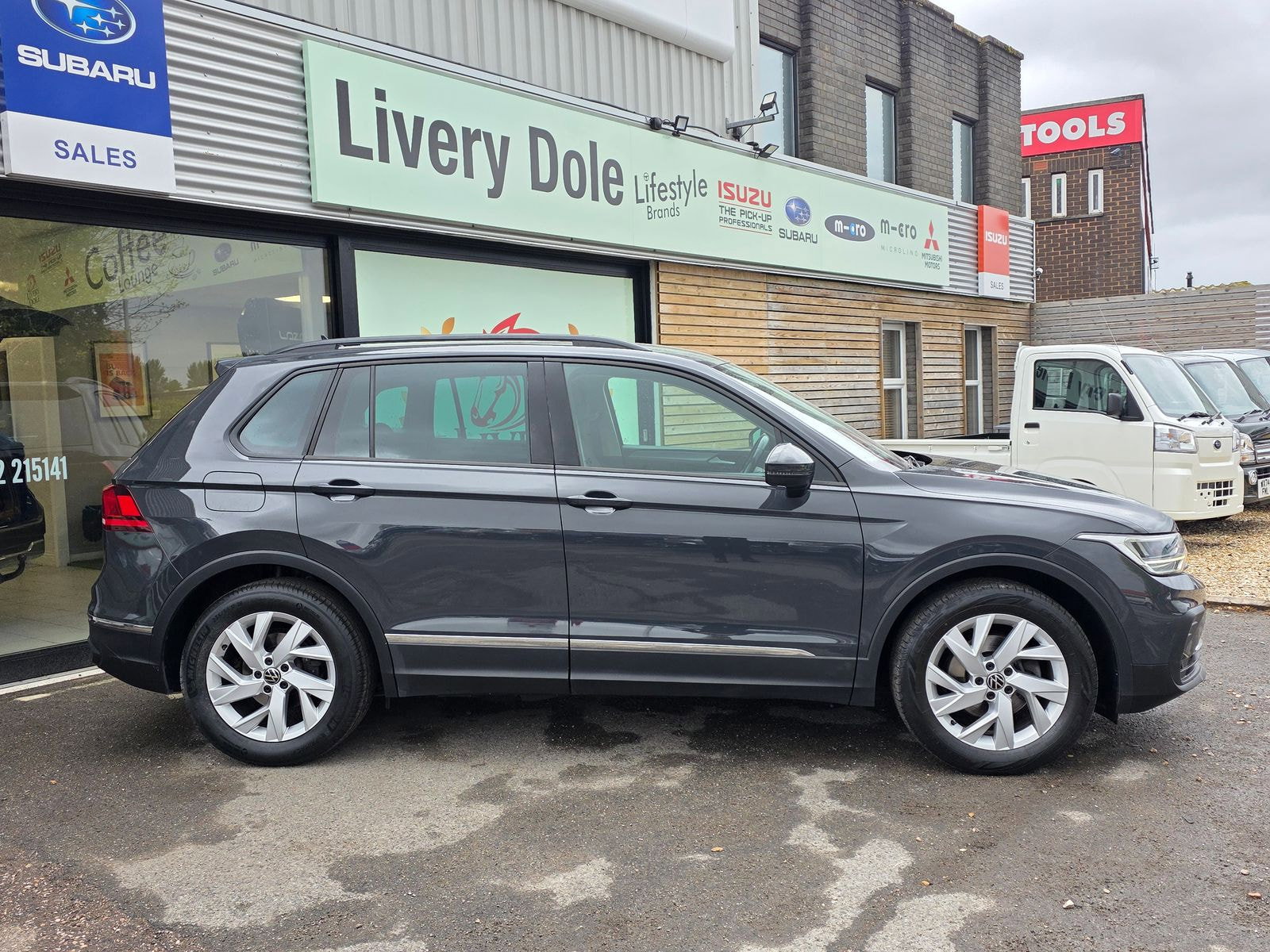 Volkswagen Tiguan 1.5 TSI Life Euro 6 (s/s) 5dr 5dr Manual 2022