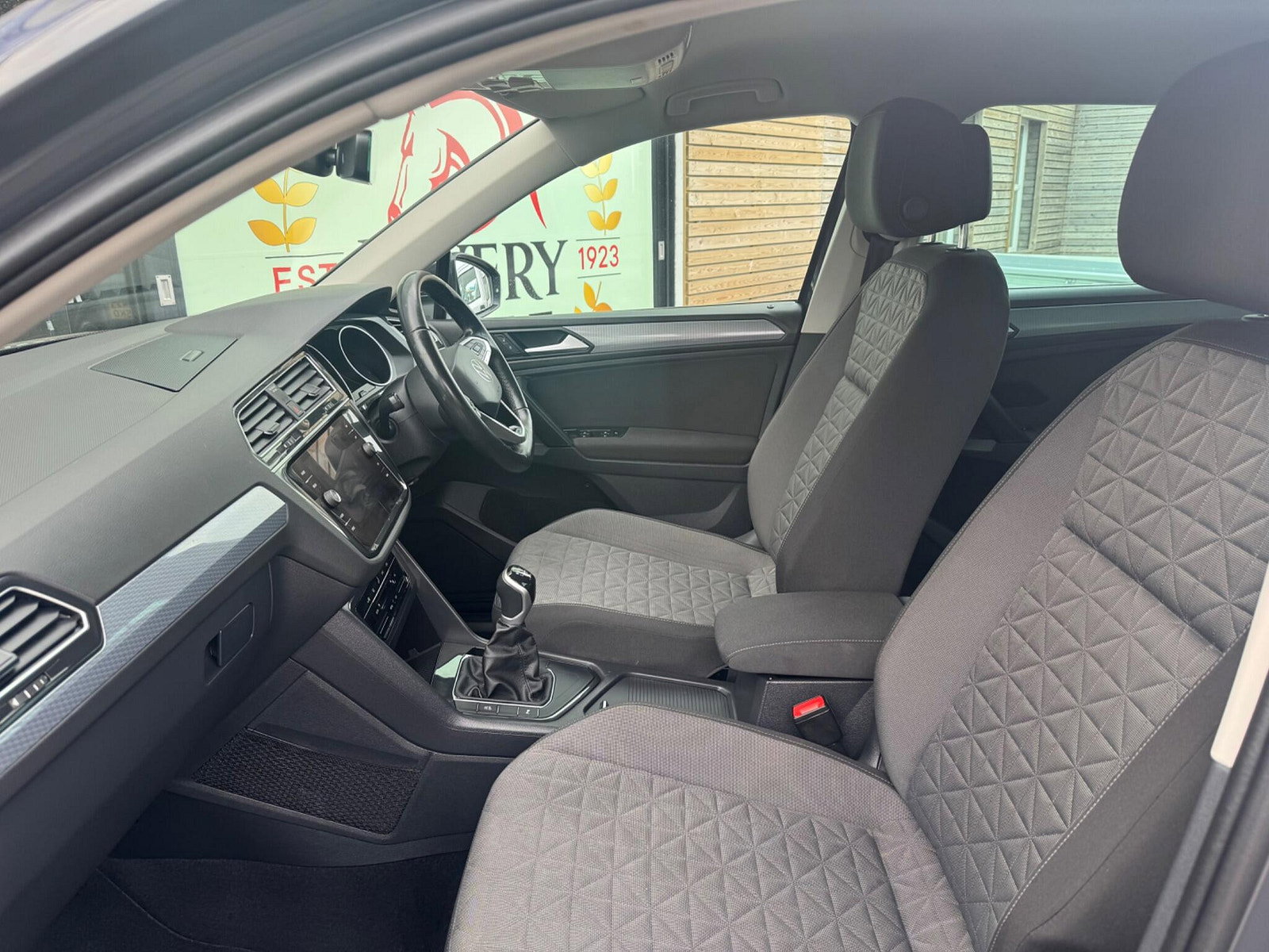 Volkswagen Tiguan 1.5 TSI Life Euro 6 (s/s) 5dr 5dr Manual 2022