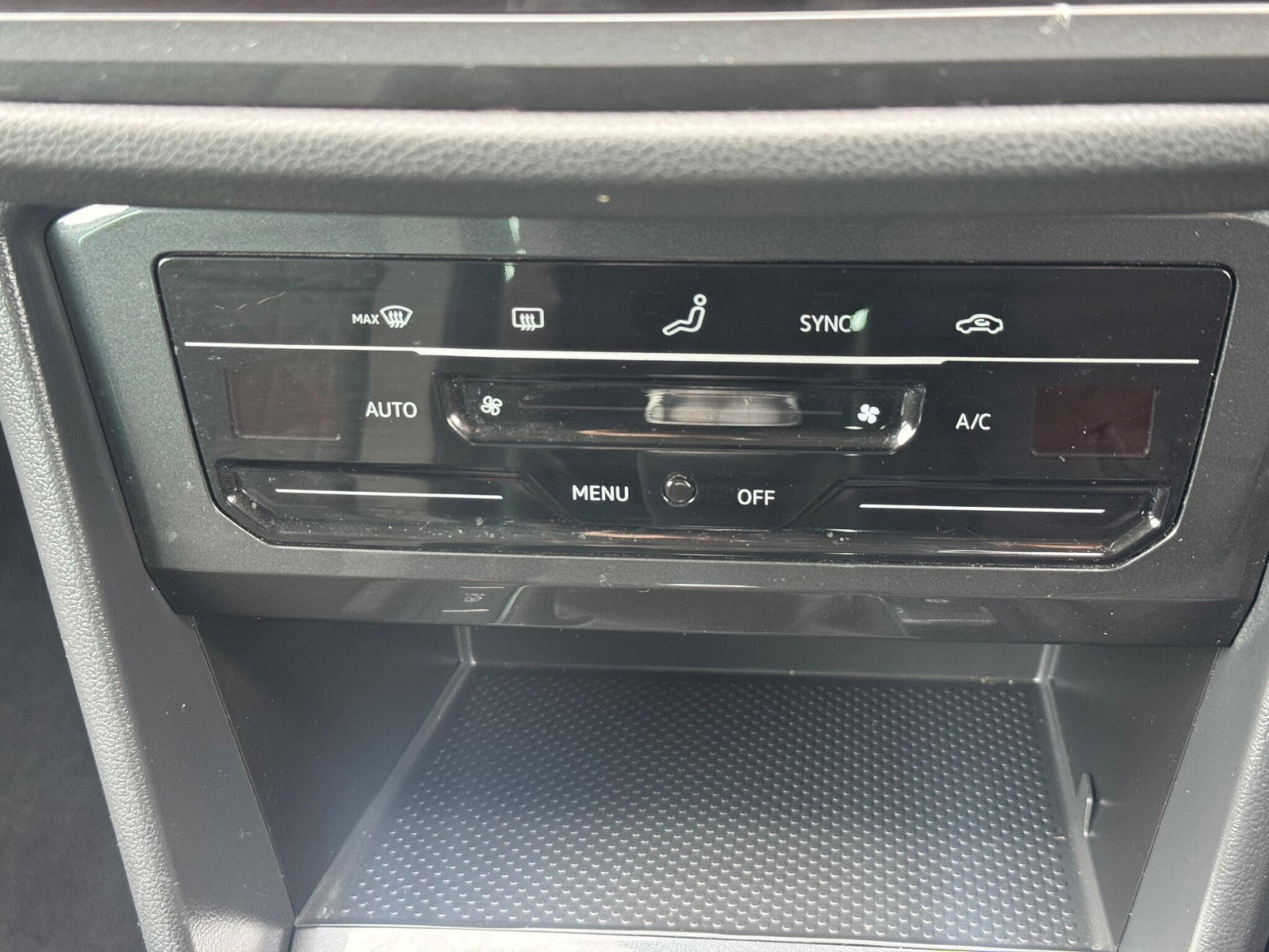 Volkswagen Tiguan 1.5 TSI Life Euro 6 (s/s) 5dr 5dr Manual 2022