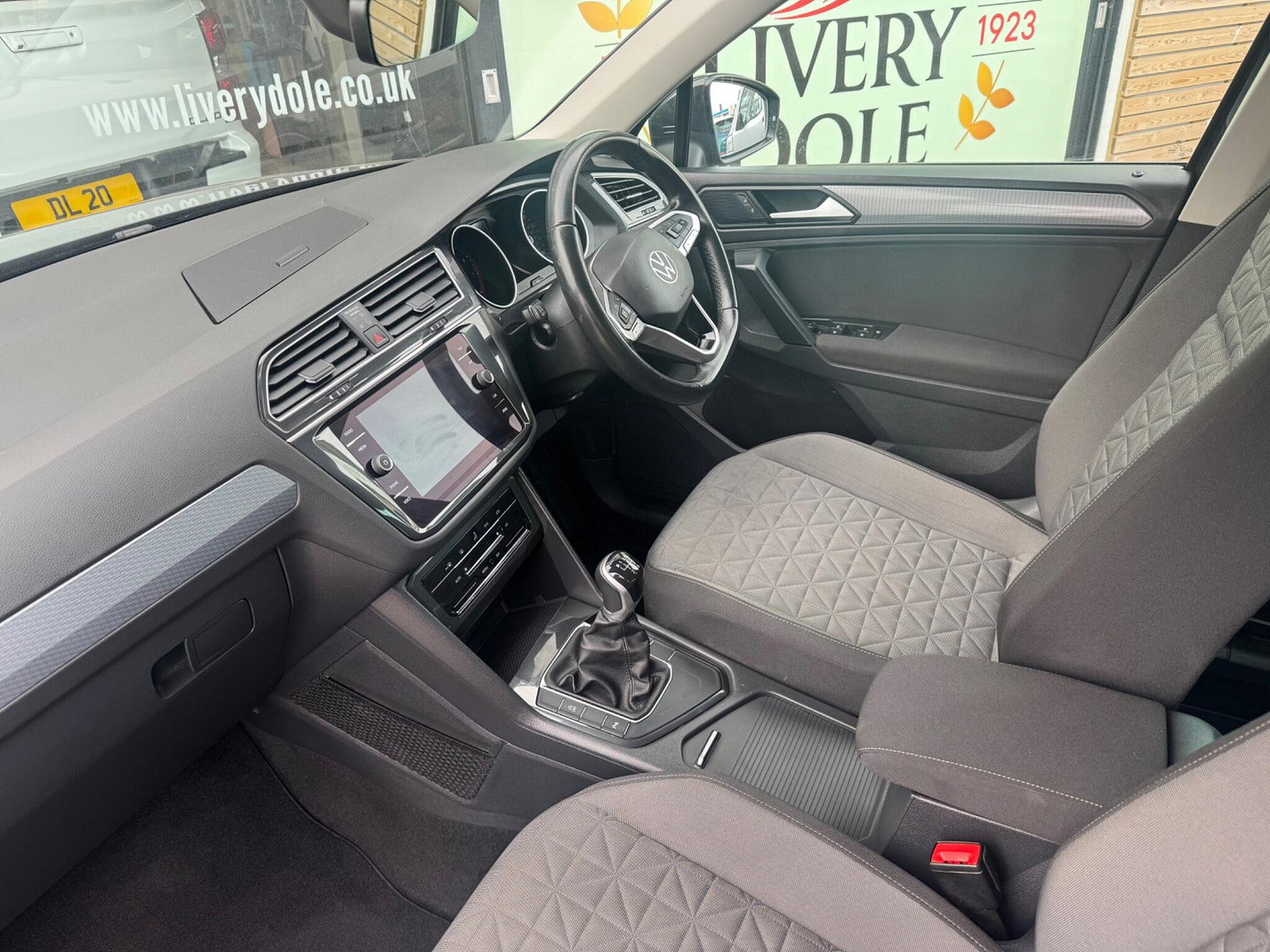 Volkswagen Tiguan 1.5 TSI Life Euro 6 (s/s) 5dr 5dr Manual 2022