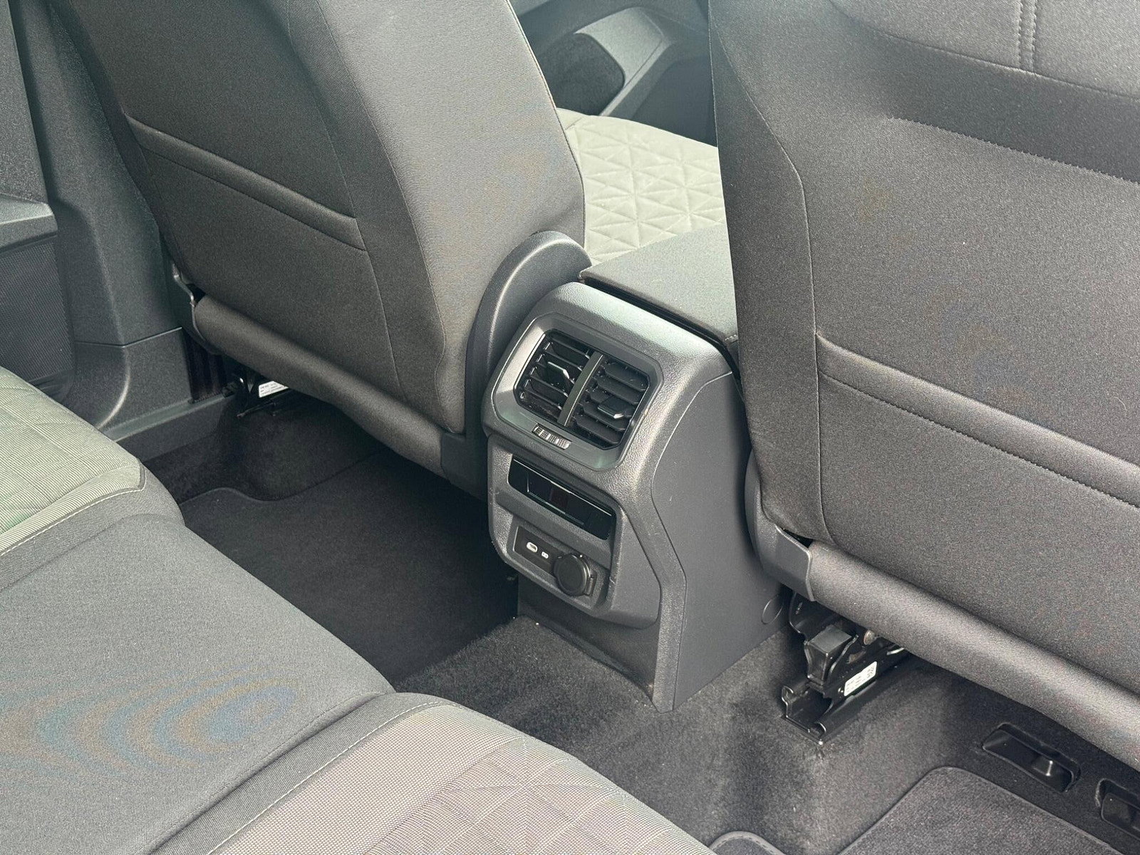 Volkswagen Tiguan 1.5 TSI Life Euro 6 (s/s) 5dr 5dr Manual 2022