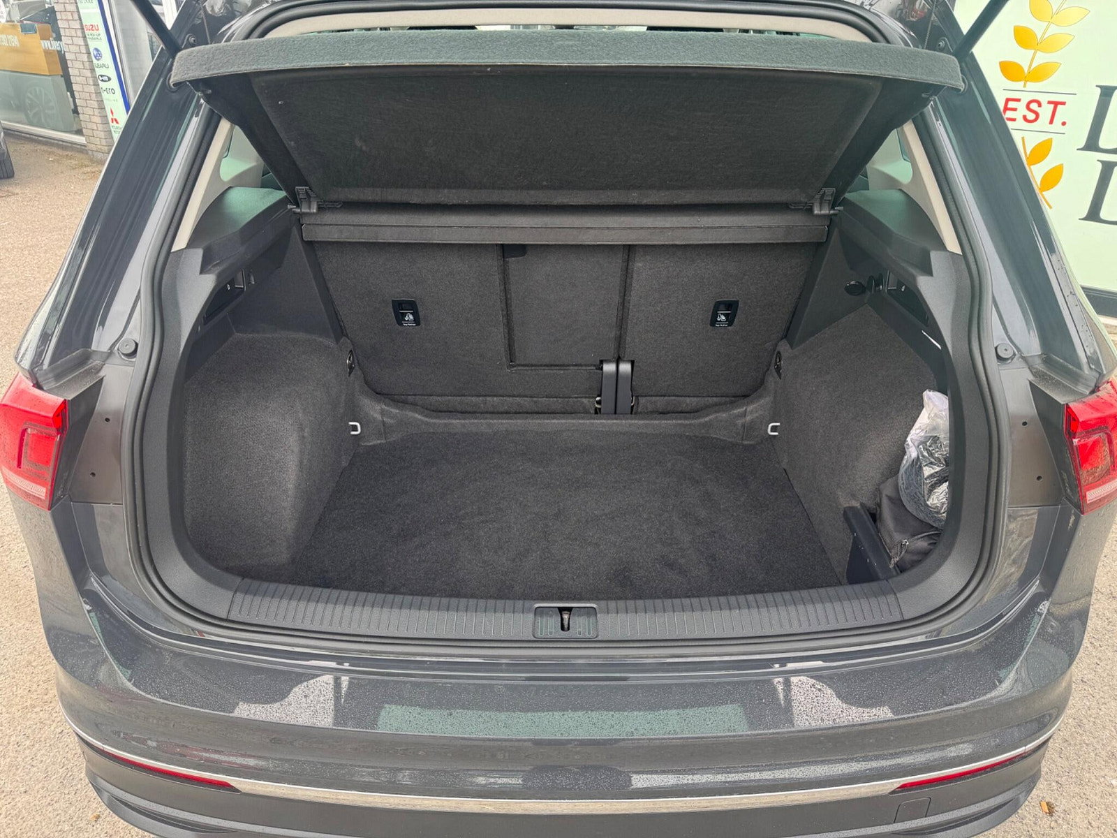 Volkswagen Tiguan 1.5 TSI Life Euro 6 (s/s) 5dr 5dr Manual 2022