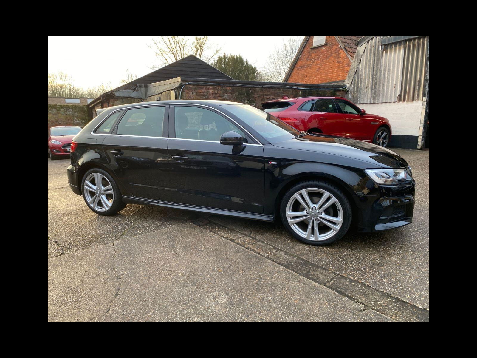 Audi A3 1.5 TFSI CoD 35 S line Sportback 5dr Petrol Manual Euro 6 (s/s) (150 ps) Low mileage, S Line Spec, Nav, USB 5dr Manual 2019