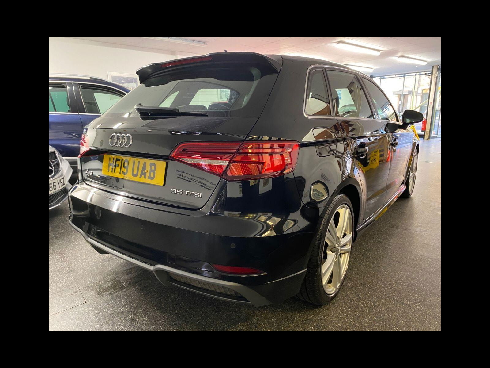 Audi A3 1.5 TFSI CoD 35 S line Sportback 5dr Petrol Manual Euro 6 (s/s) (150 ps) Low mileage, S Line Spec, Nav, USB 5dr Manual 2019