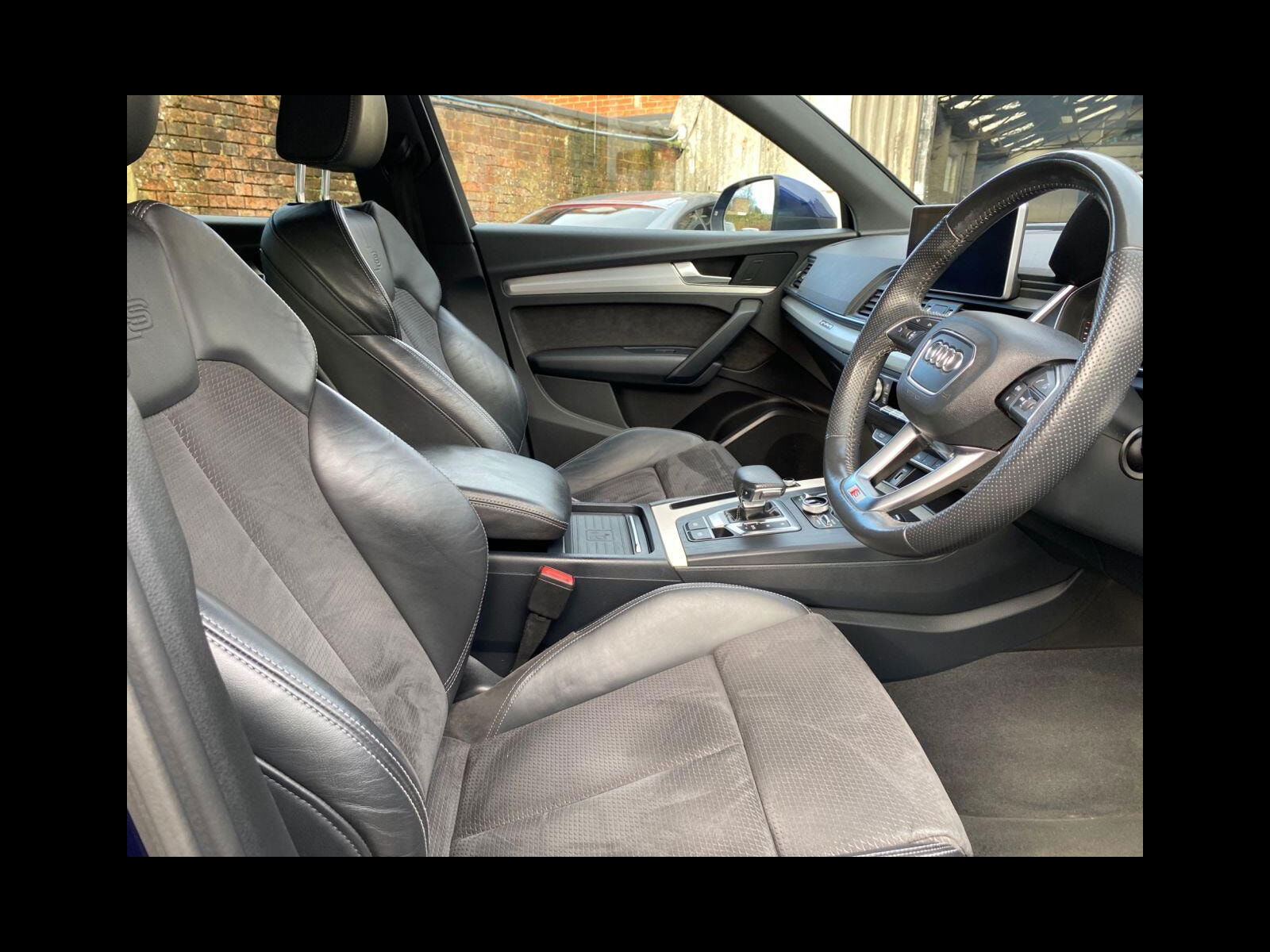 Audi Q5 2.0 TFSI S line SUV 5dr Petrol S Tronic quattro Euro 6 (s/s) (252 ps) S Line embossed seats, great spec 5dr Automatic 2018