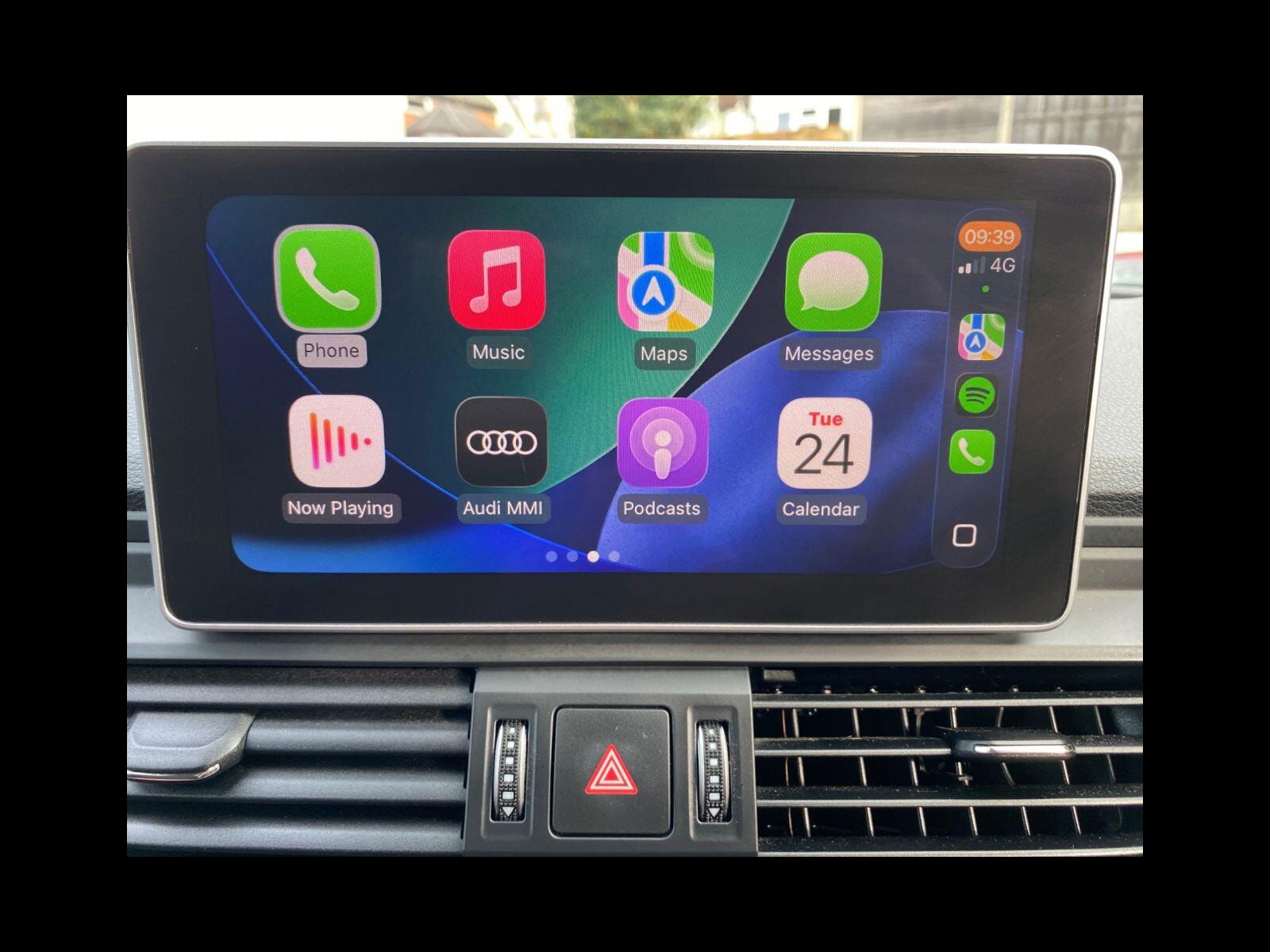 Audi Q5 2.0 TFSI S line SUV 5dr Petrol S Tronic quattro Euro 6 (s/s) (252 ps) S Line embossed seats, great spec 5dr Automatic 2018