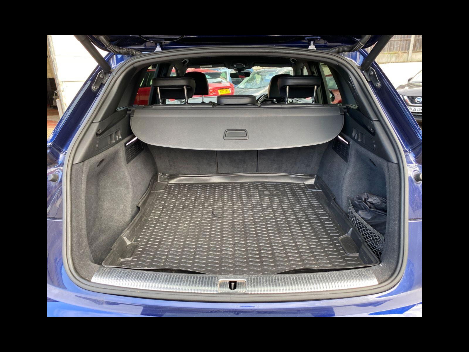 Audi Q5 2.0 TFSI S line SUV 5dr Petrol S Tronic quattro Euro 6 (s/s) (252 ps) S Line embossed seats, great spec 5dr Automatic 2018