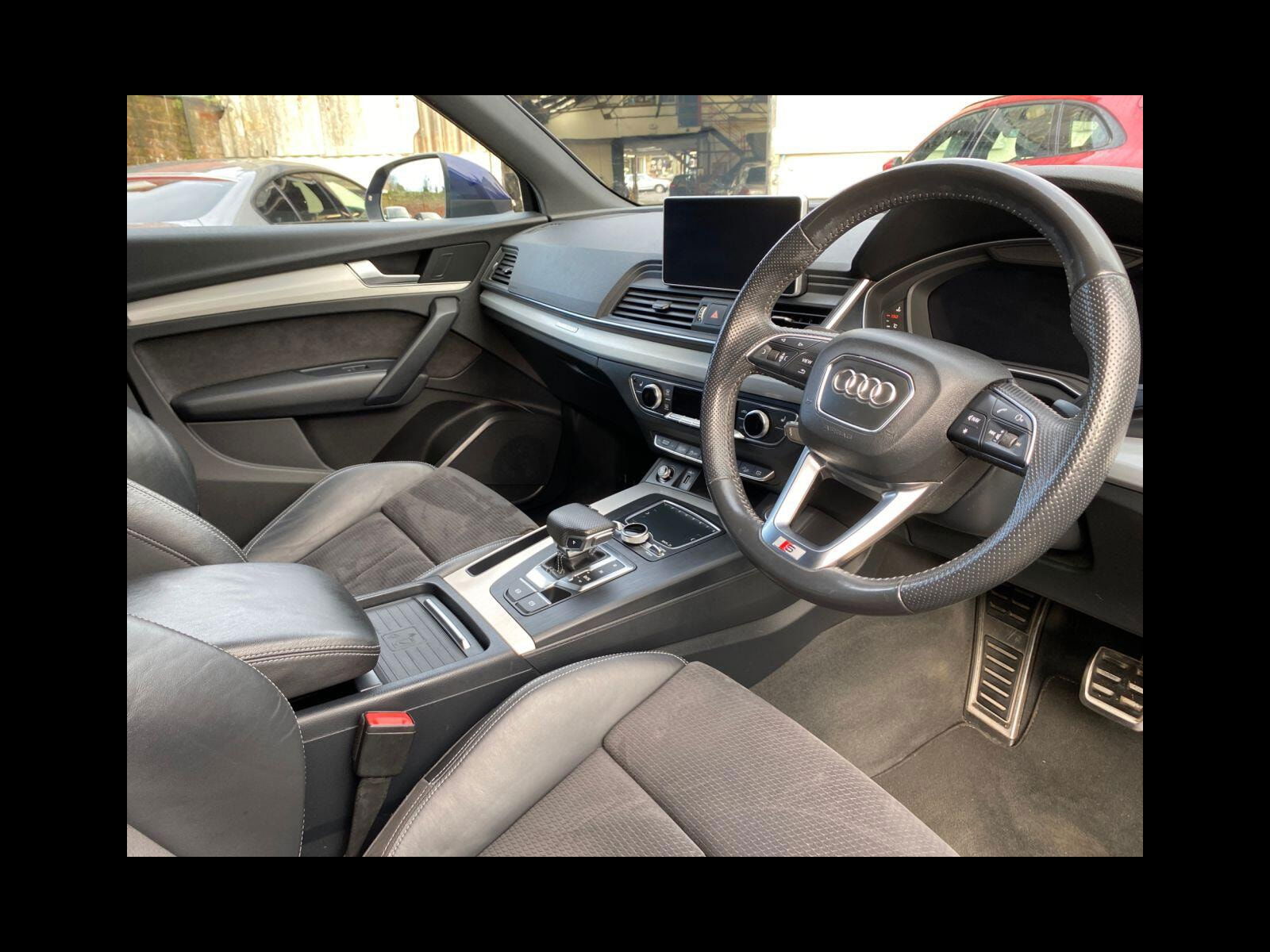 Audi Q5 2.0 TFSI S line SUV 5dr Petrol S Tronic quattro Euro 6 (s/s) (252 ps) S Line embossed seats, great spec 5dr Automatic 2018